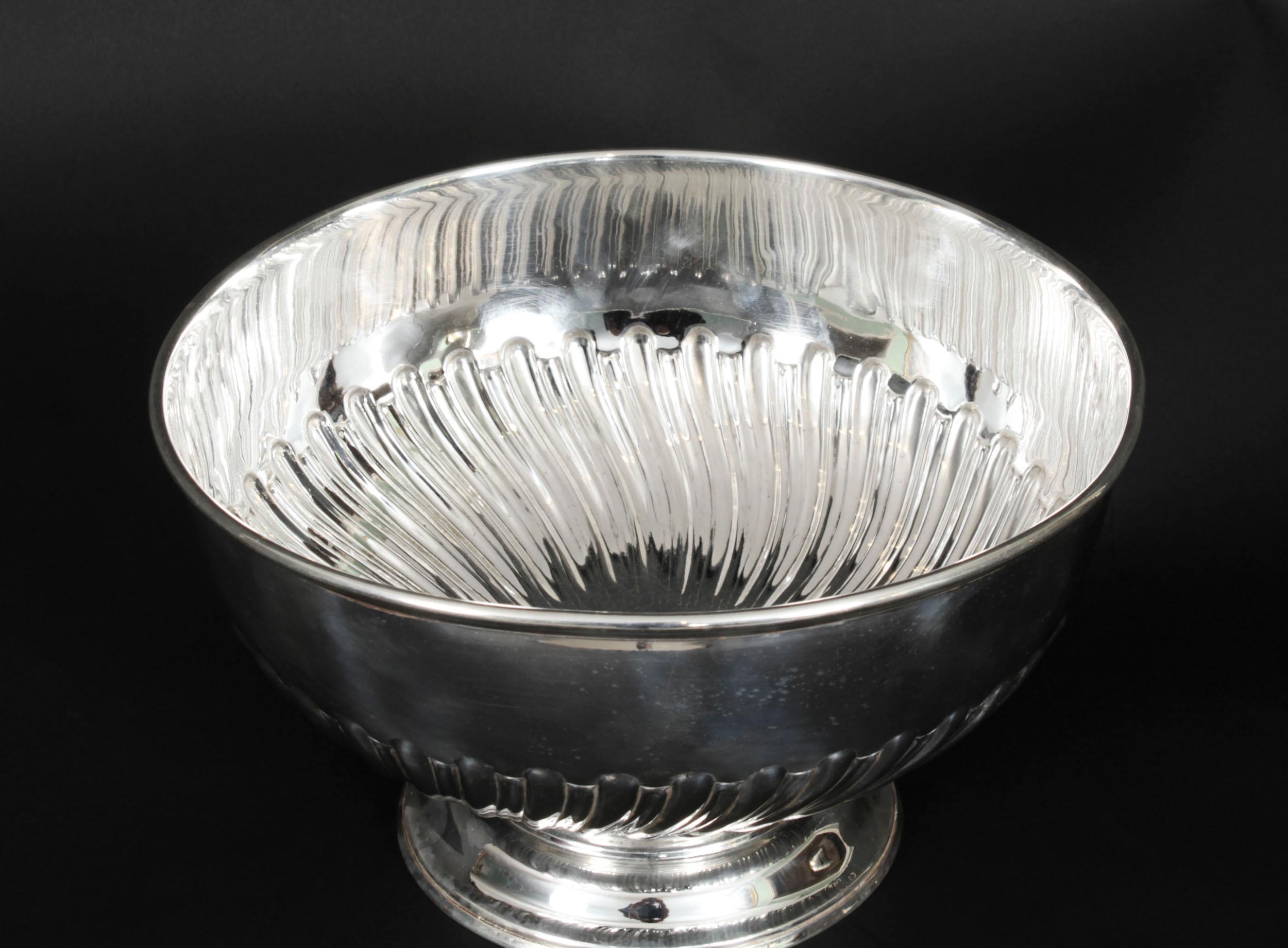 Antique Victorian Silver Plate on Copper Punch Bowl / wine Cooler 19th C In Good Condition For Sale In London, GB