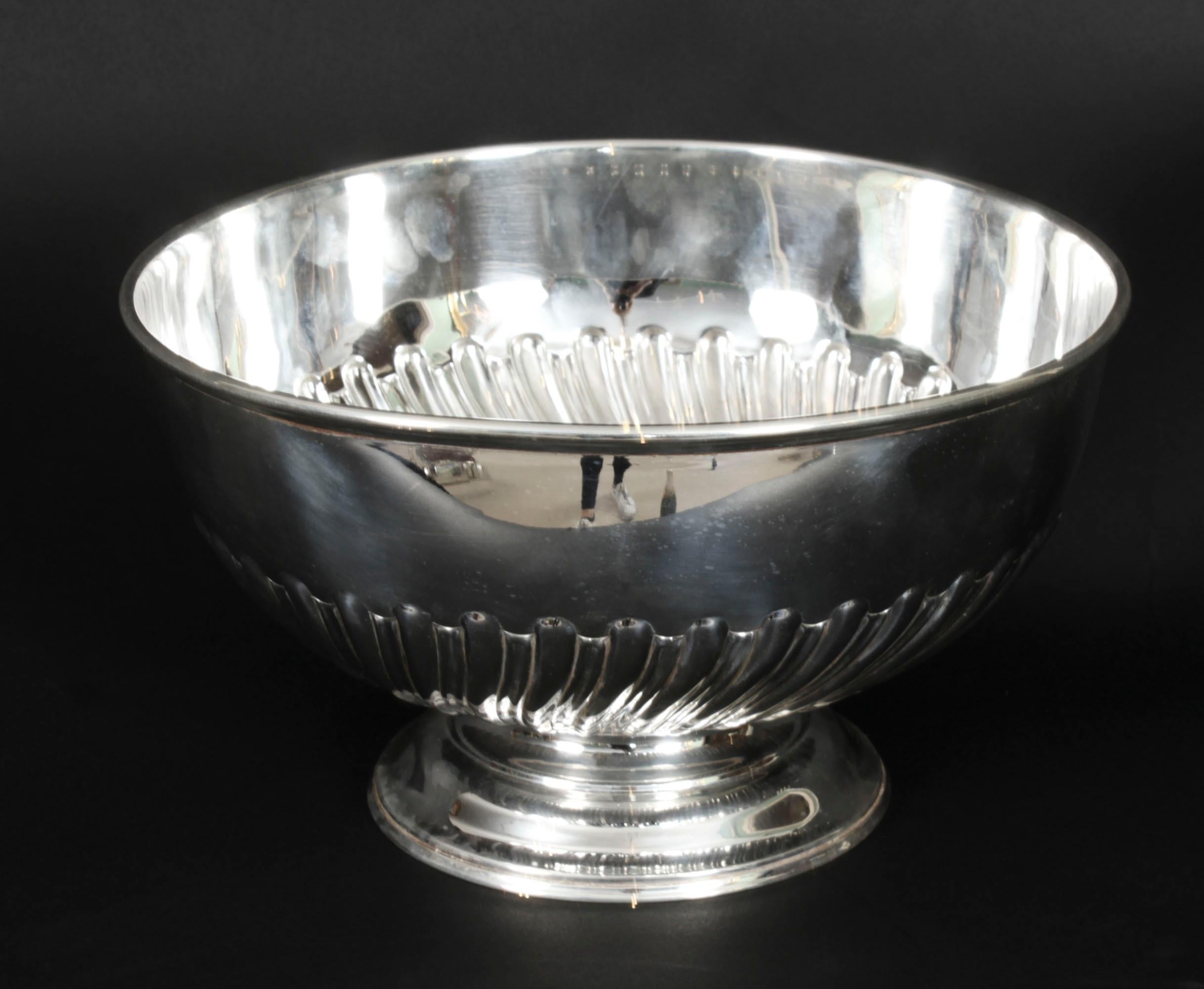 Antique Victorian Silver Plate on Copper Punch Bowl / wine Cooler 19th C For Sale 1