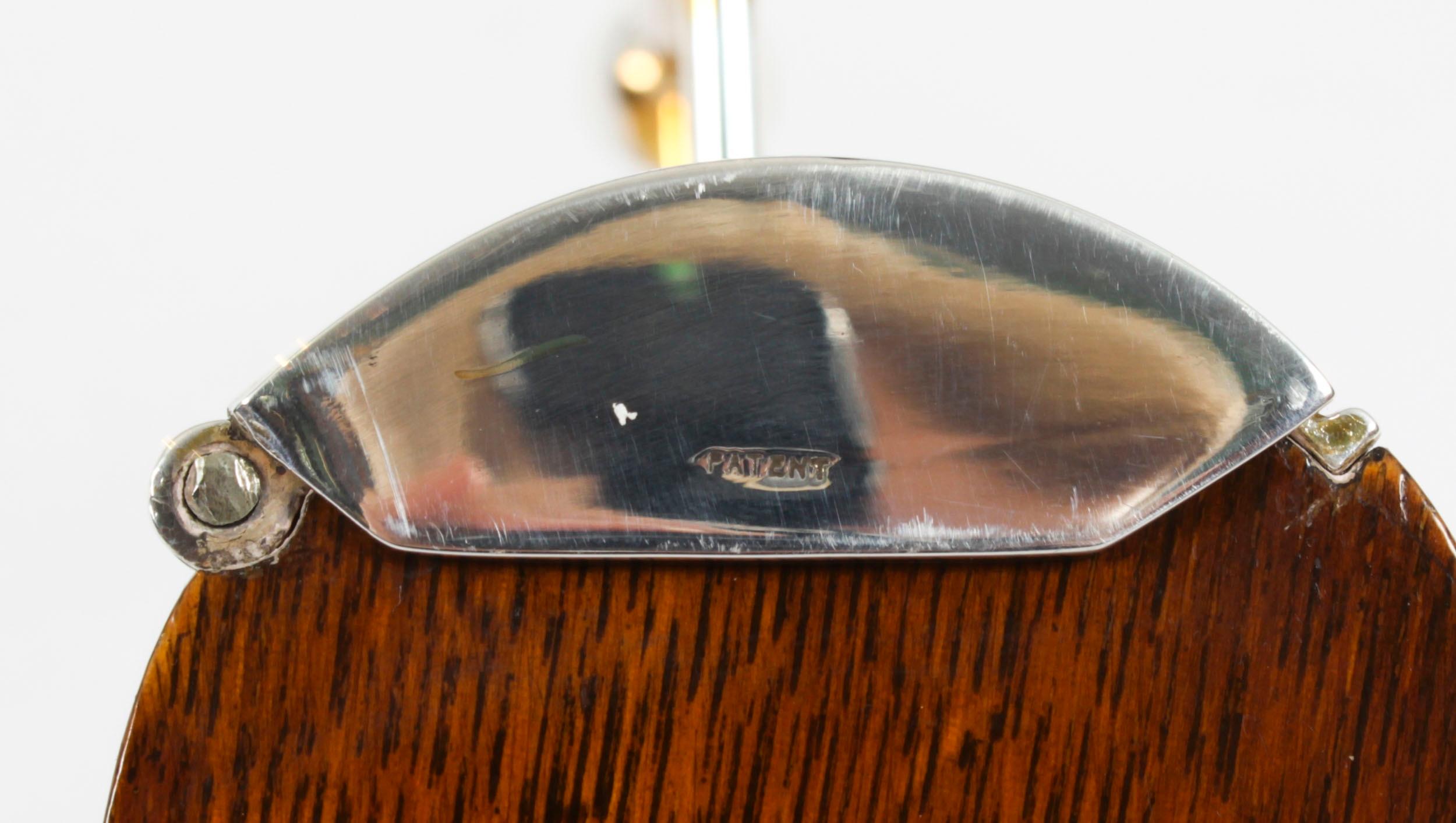 Antico Vittoriano  Tantalus a 3 bottiglie placcato in argento di Hobbs & Co. del XIX secolo in vendita 4