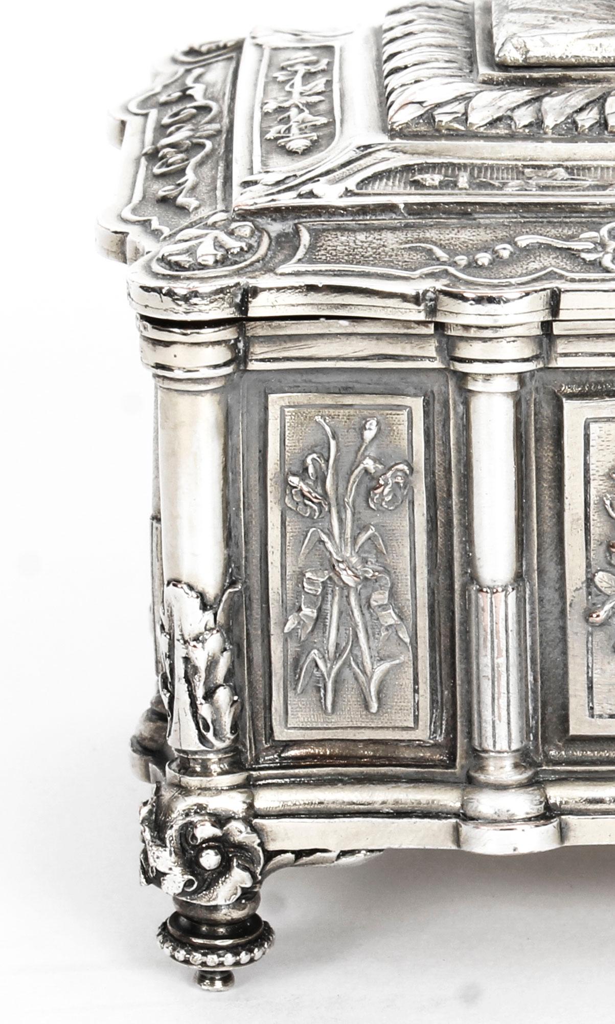 Late 19th Century Antique Victorian Silver Plated Casket by Mappin & Webb, 19th Century