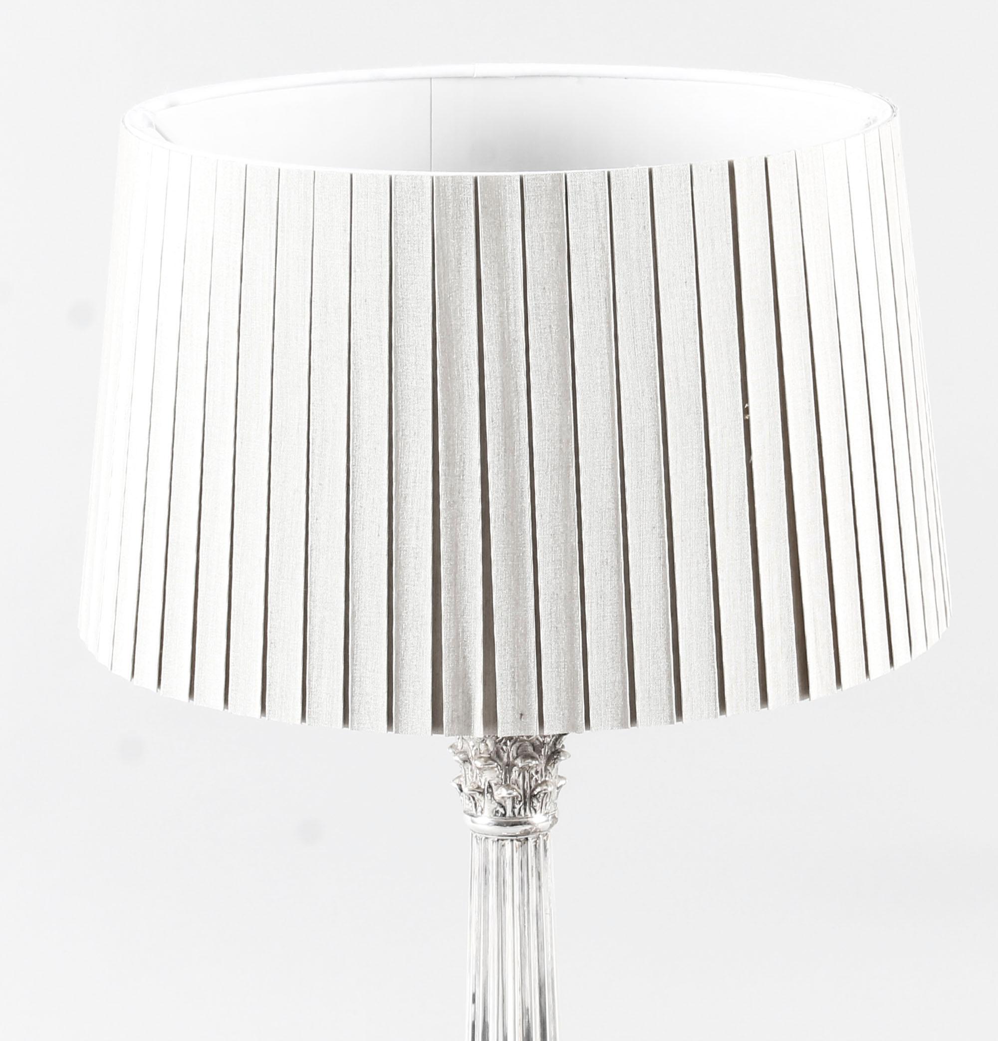 Antique Victorian Silver Plated Corinthian Column Table Lamp, 19th Century In Good Condition In London, GB