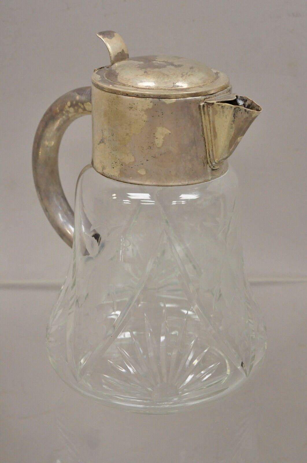 Antigua jarra de agua de limonada victoriana de cristal tallado plateado en venta 4