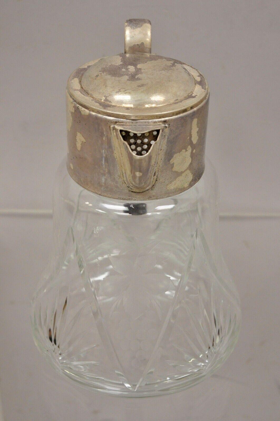 Victorien Pichet à eau victorien ancien en verre de cristal taillé plaqué argent en vente
