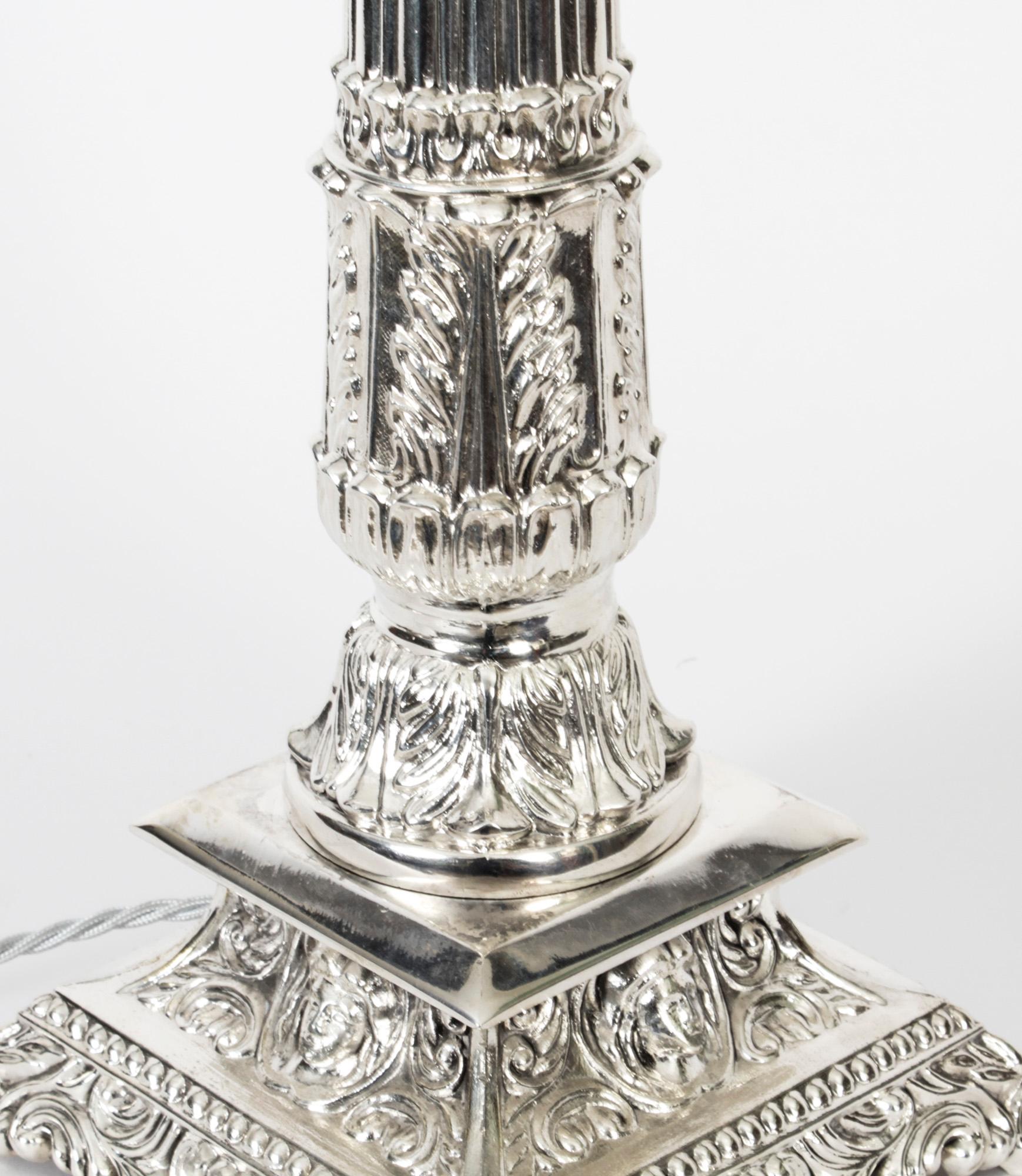 Ancienne lampe de bureau victorienne à colonne dorée en métal argenté, XIXe siècle en vente 2