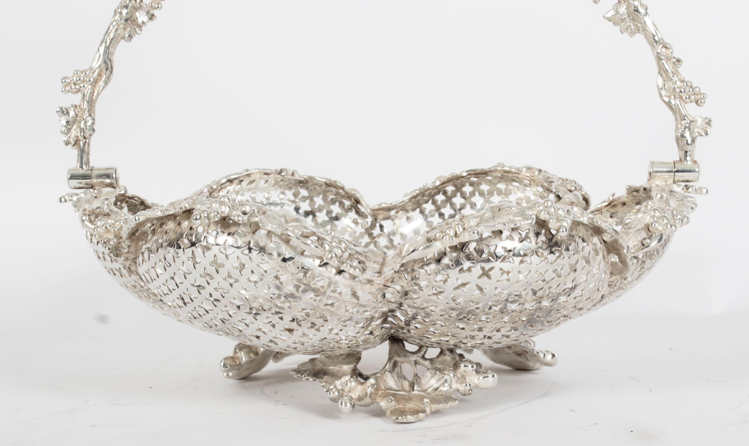 Late 19th Century Antique Victorian Silver Plated Fruit Basket, 19th Century For Sale