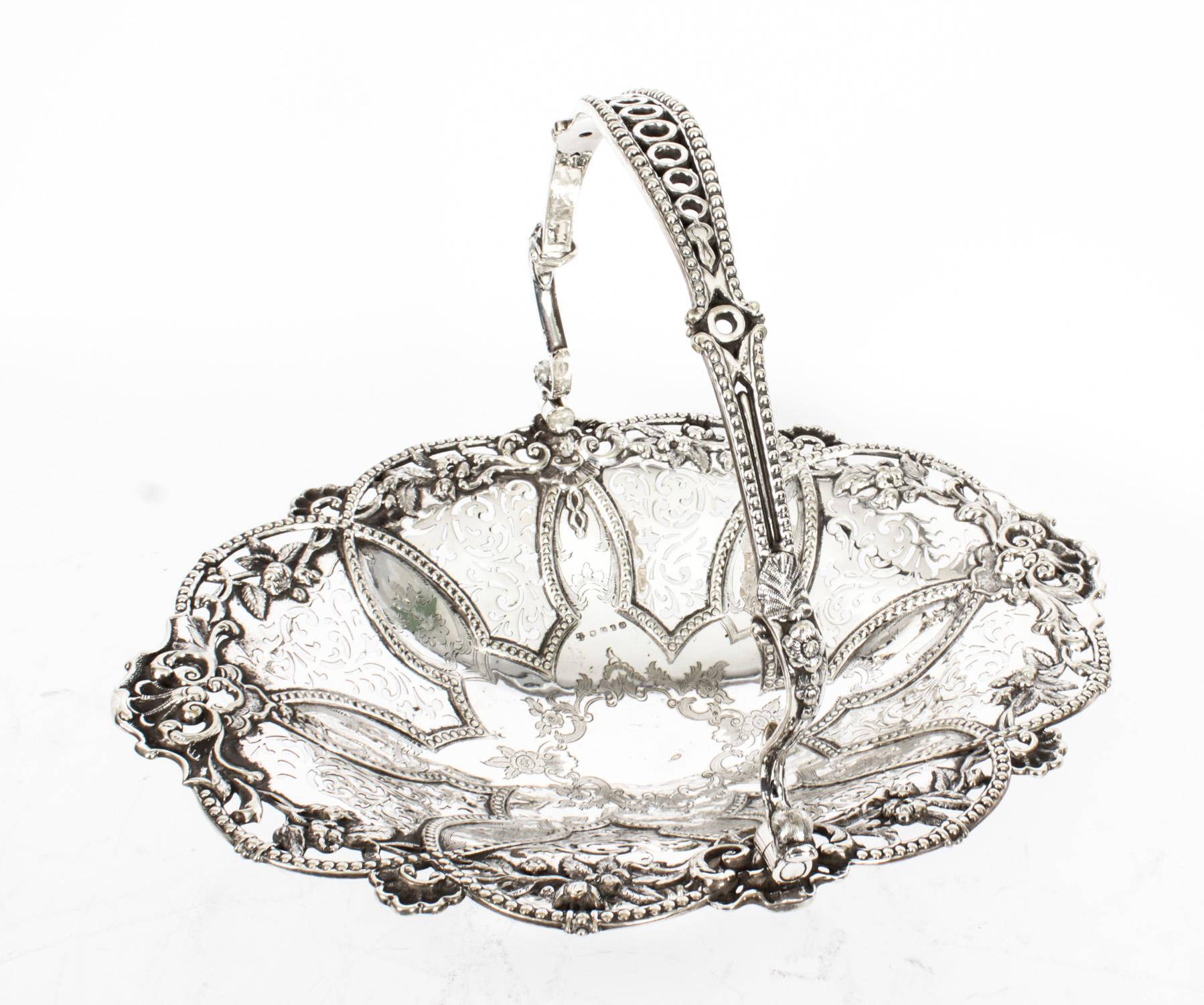 Antique Victorian Silver Plated Fruit Basket Martin Hall 19th Century For Sale 2