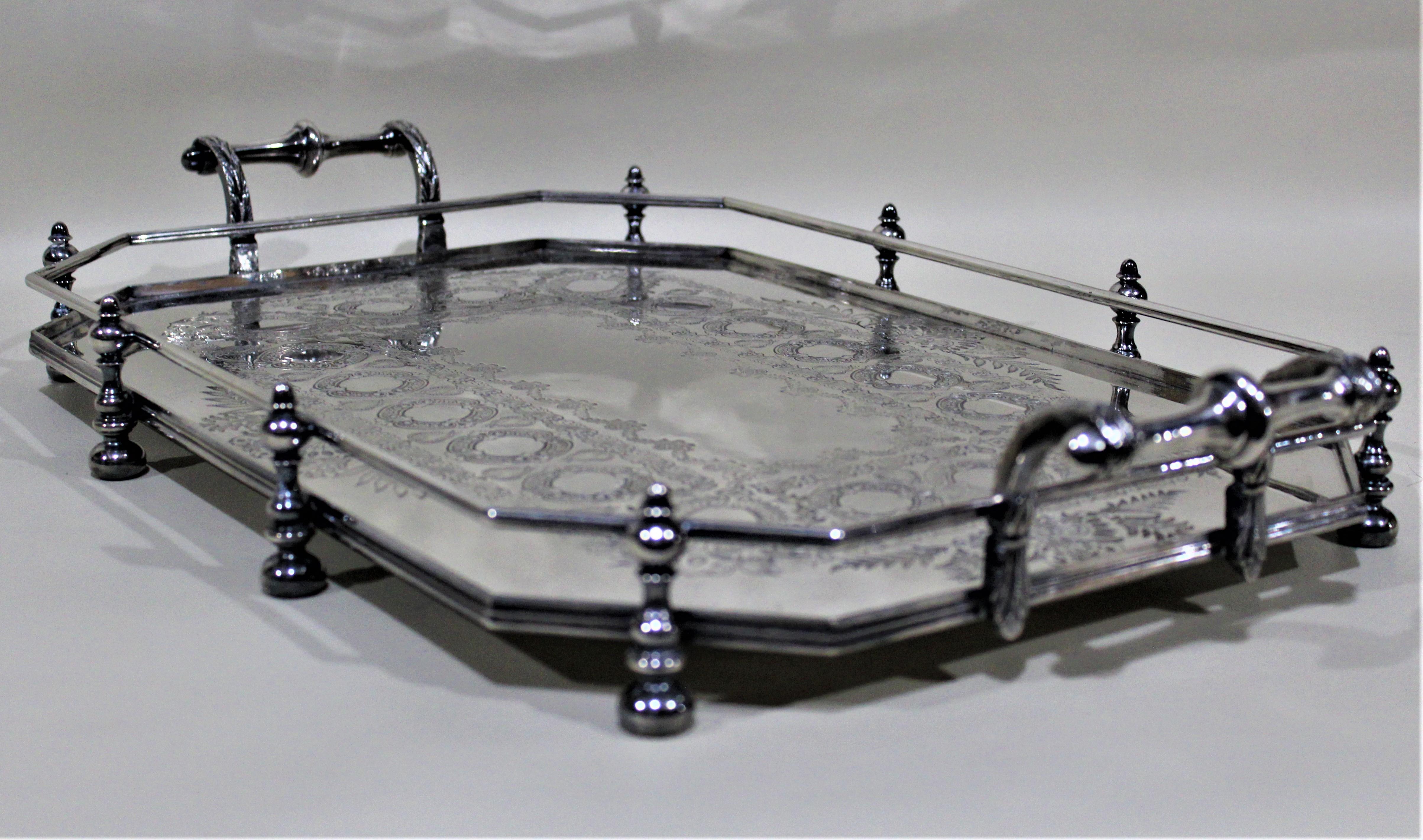 Antique Victorian Silver Plated Gallery Serving Tray Sheffield, England In Good Condition In Hamilton, Ontario