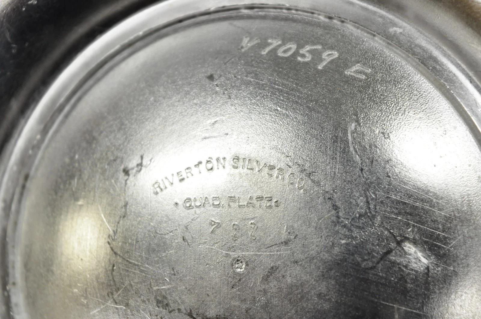 Antique Victorian Silver Plated Lidded Soup Tureen by Riverton Silver Co. For Sale 7