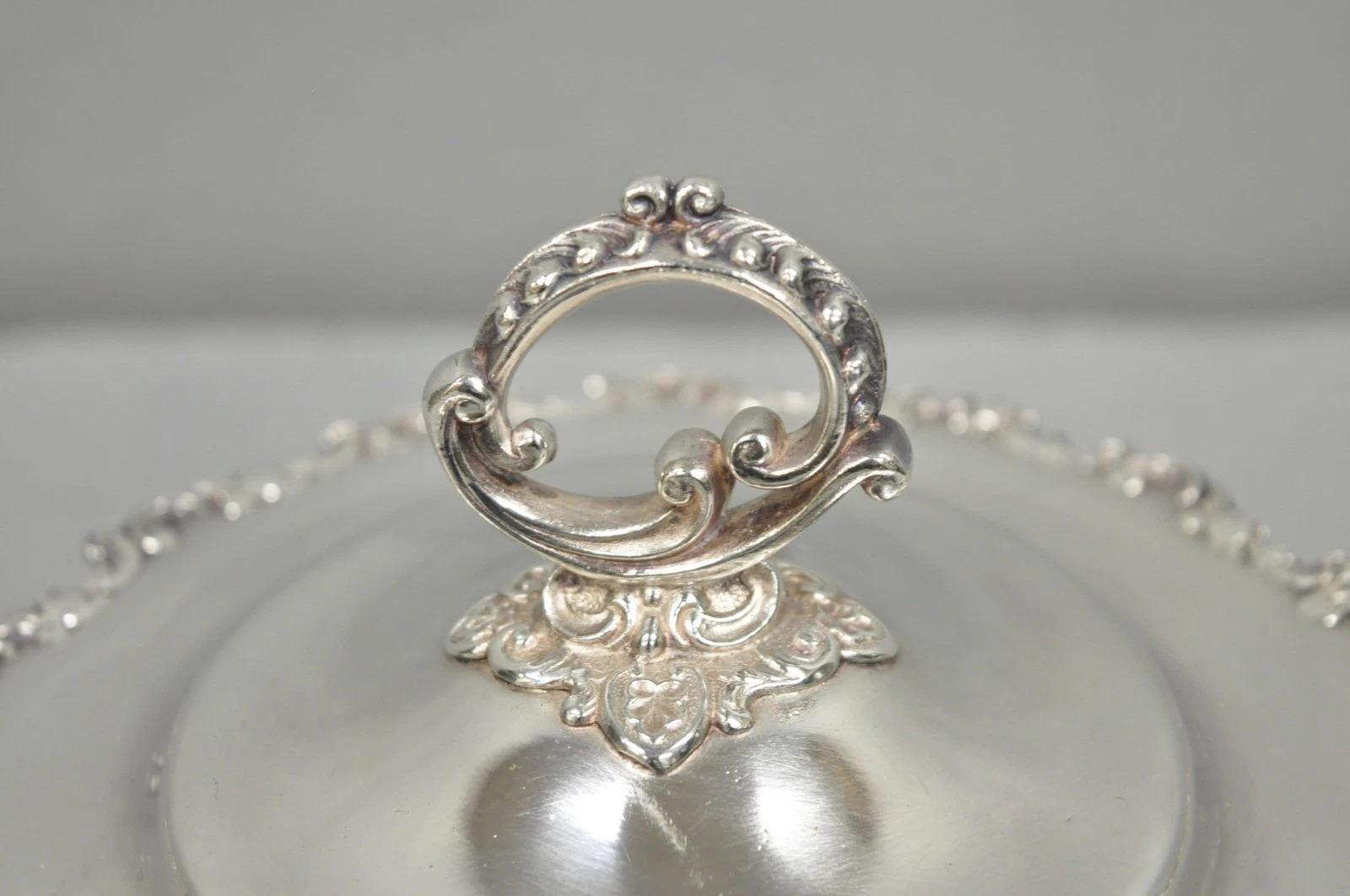 Antique Victorian Silver Plated Lidded Soup Tureen by Riverton Silver Co. In Good Condition For Sale In Philadelphia, PA