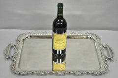 Antikes viktorianisches versilbertes Serviertablett mit zwei Griffen von A. Wilcox