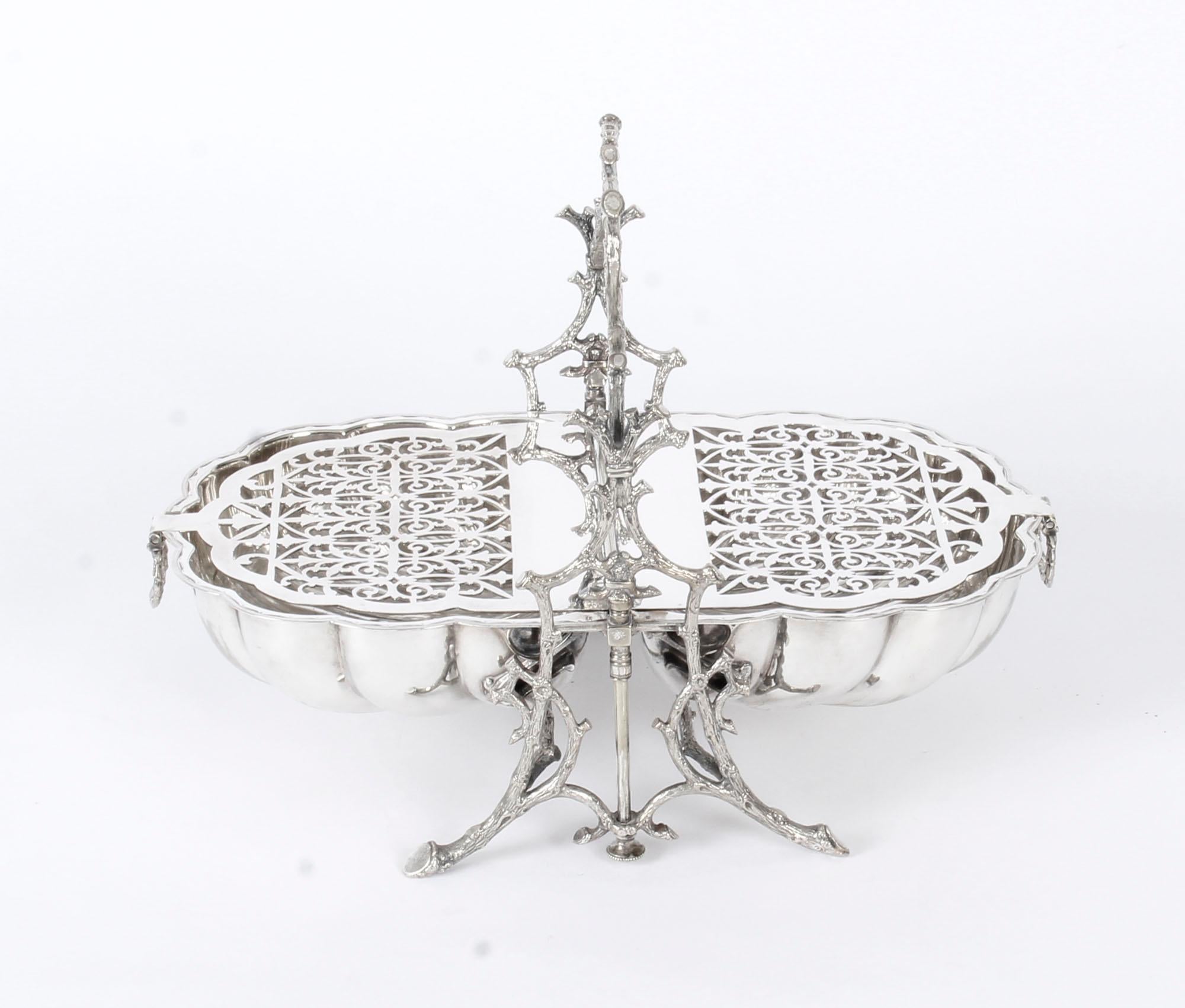 English Victorian Silver Plated Shell Folding Biscuit Box Fenton Brothers, 19th Century