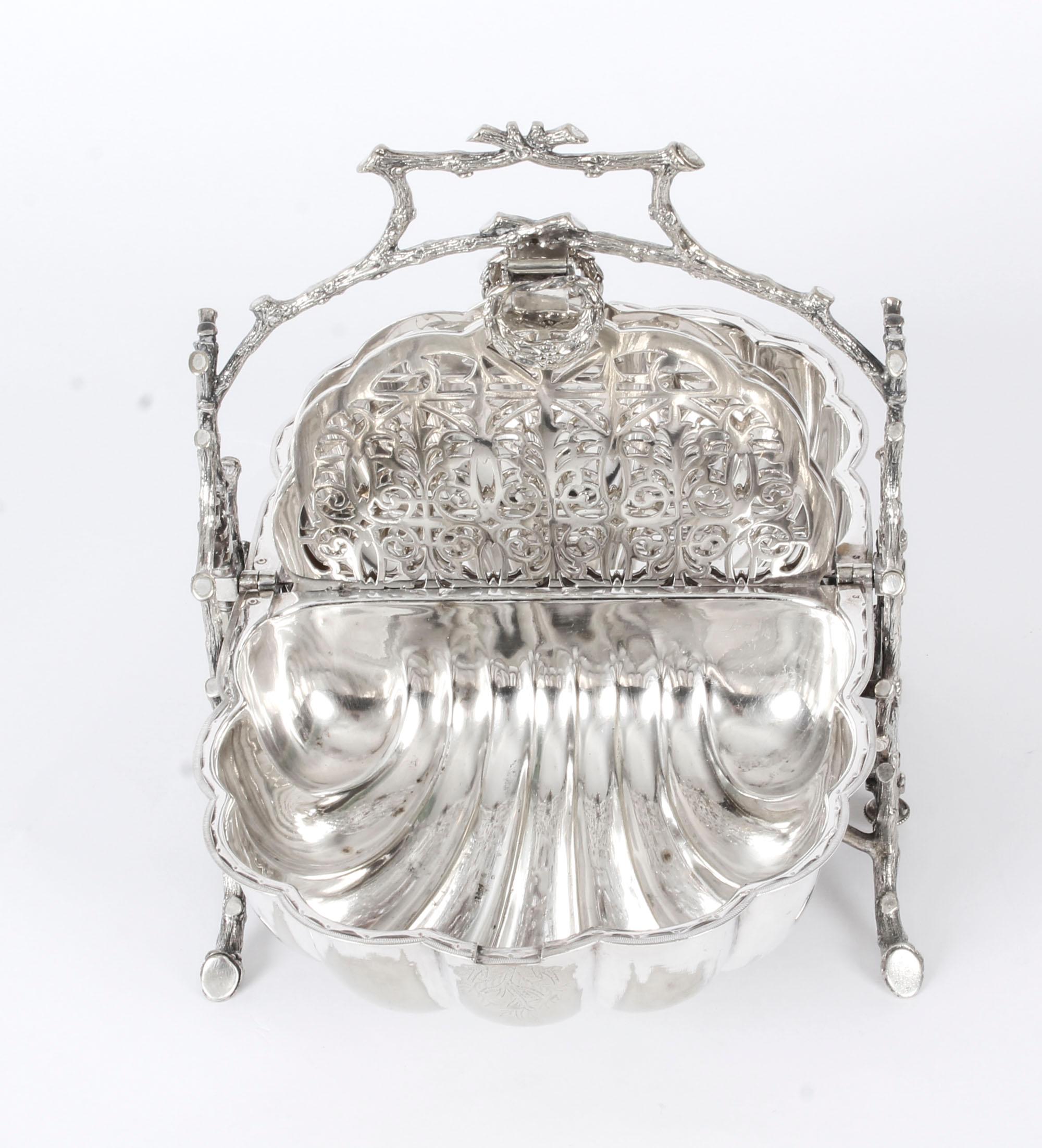 Victorian Silver Plated Shell Folding Biscuit Box Fenton Brothers, 19th Century 1