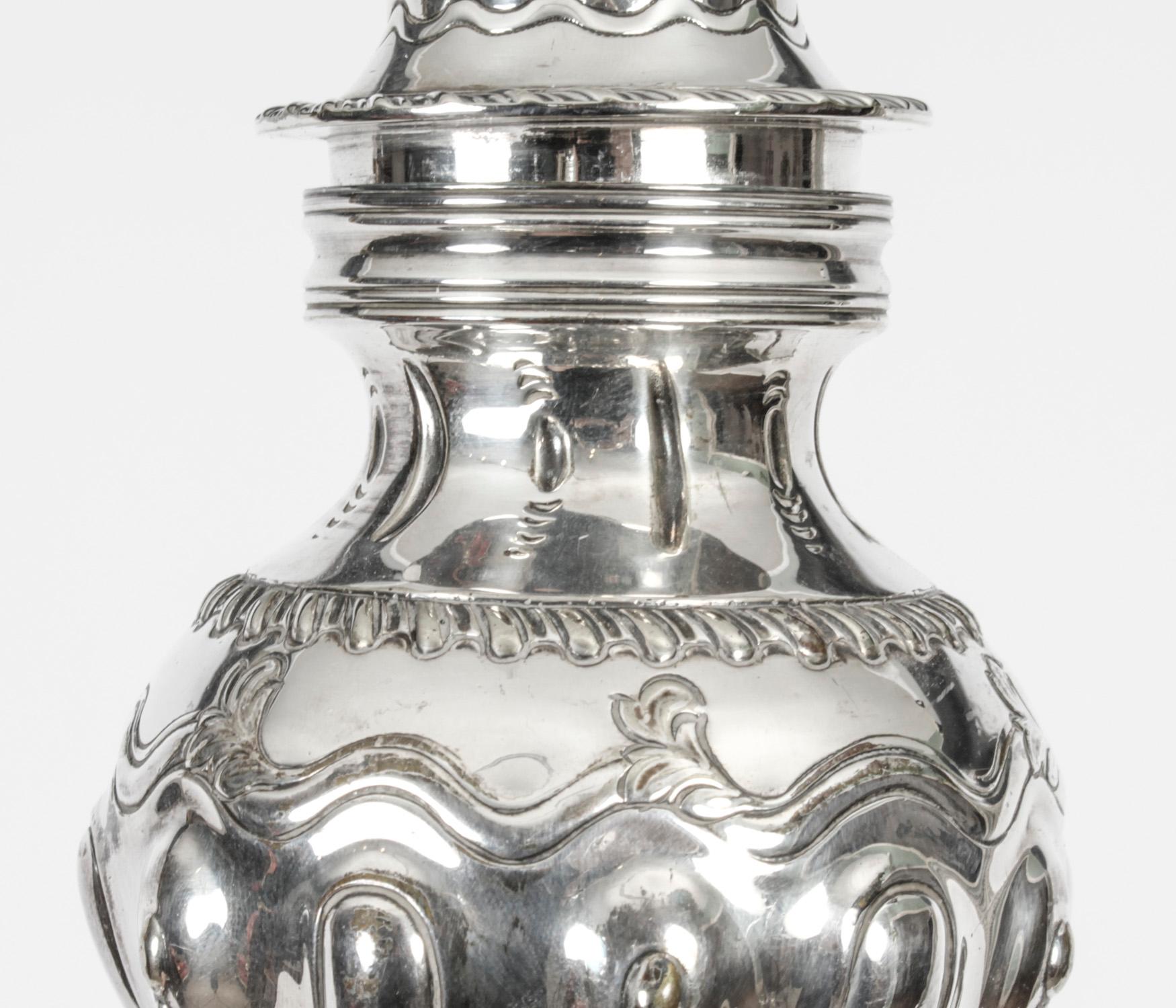 Antique Victorian Silver Plated Sugar Caster William Batt & Sons 1860, 19th C For Sale 1