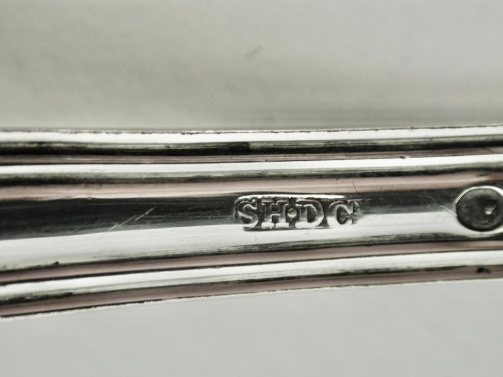 Antiguo cucharón victoriano de plata para miel y zanahoria, Haynes & Cater, 1847 Silver en venta