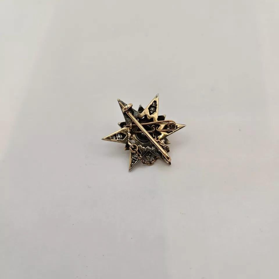 Antiguo broche victoriano de plata engastada, con estrella de diamantes talla antigua en venta 3