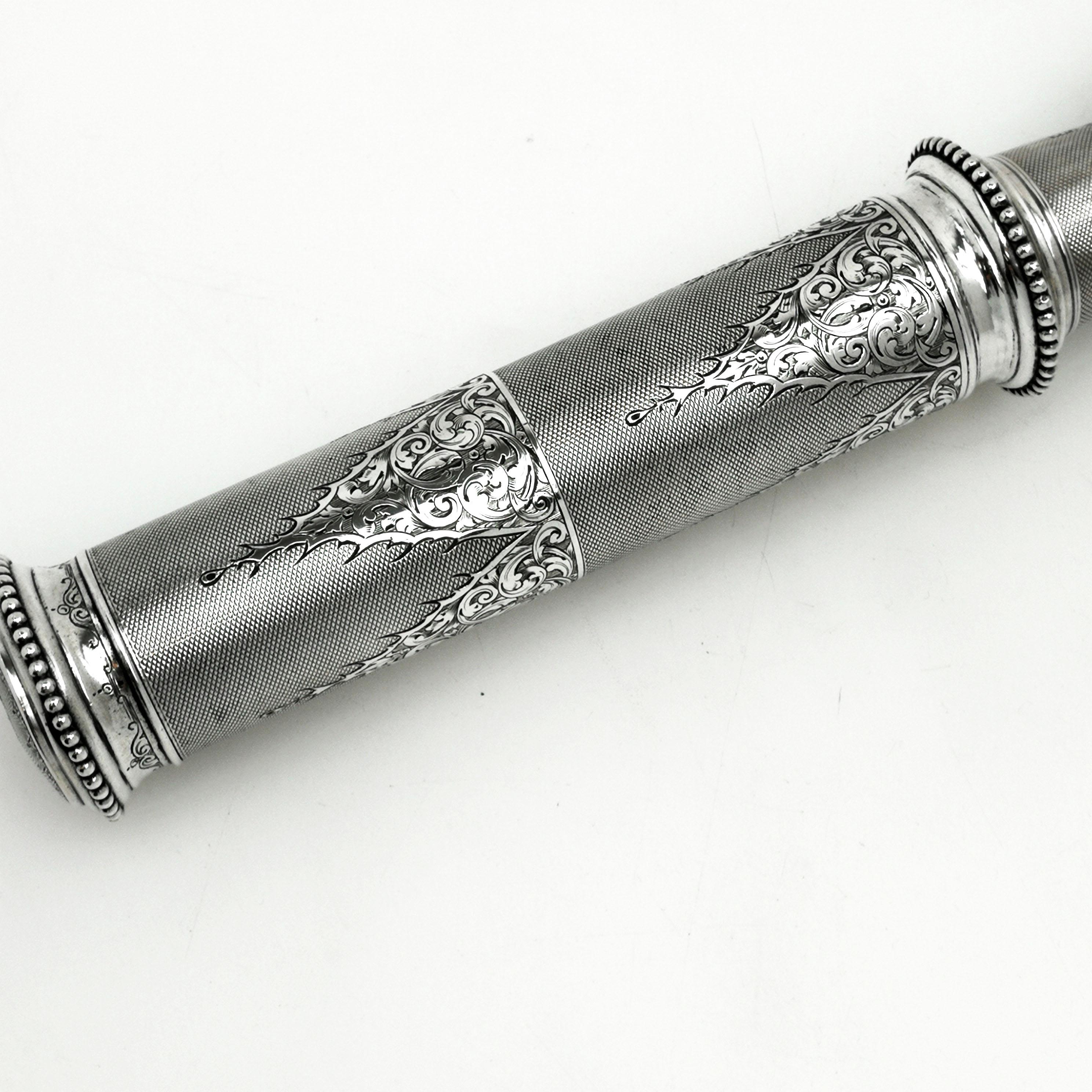 Antique Victorian Silver Shaving Brush / Travelling Shaving Brush 1861 In Good Condition In London, GB