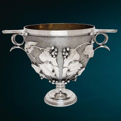 Vaso trofeo in argento vittoriano d'epoca in stile "Skyphos", Londra 1886