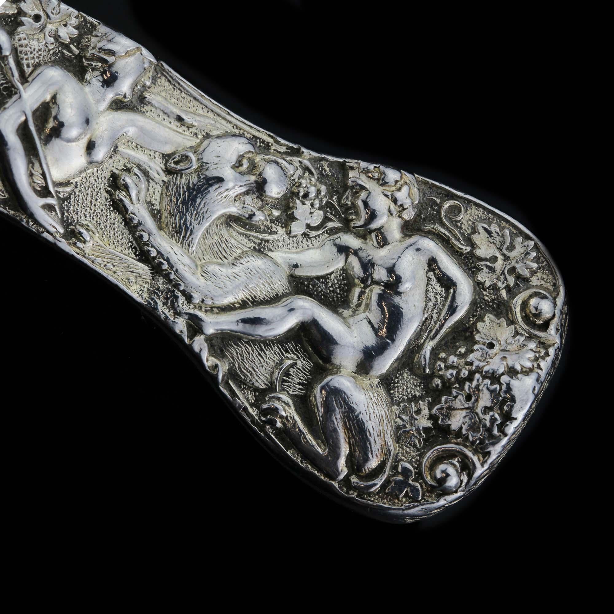 Antique Victorian Silver Spoons with Various Cellini Style Engravings In Good Condition In Braintree, GB