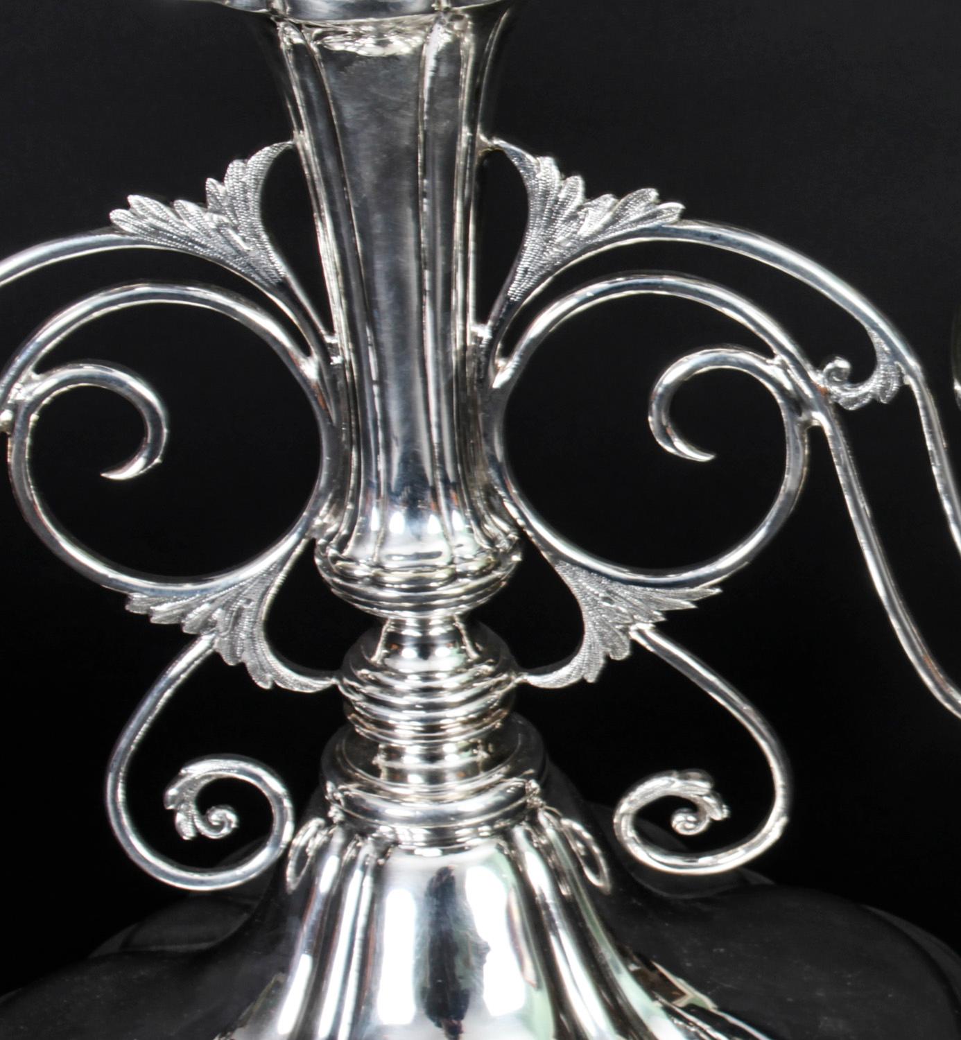 Antique Victorian Silverplate Centrepiece James Deakin 19th Century In Good Condition For Sale In London, GB