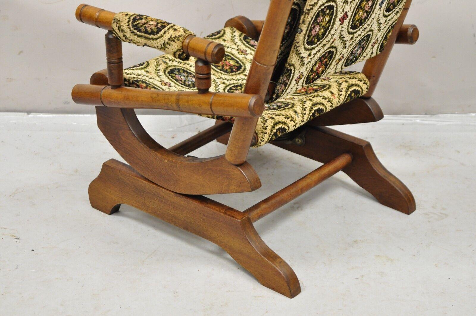 Early 20th Century Antique Victorian Small Child's Maple Wood Platform Rocker Rocking Chair For Sale
