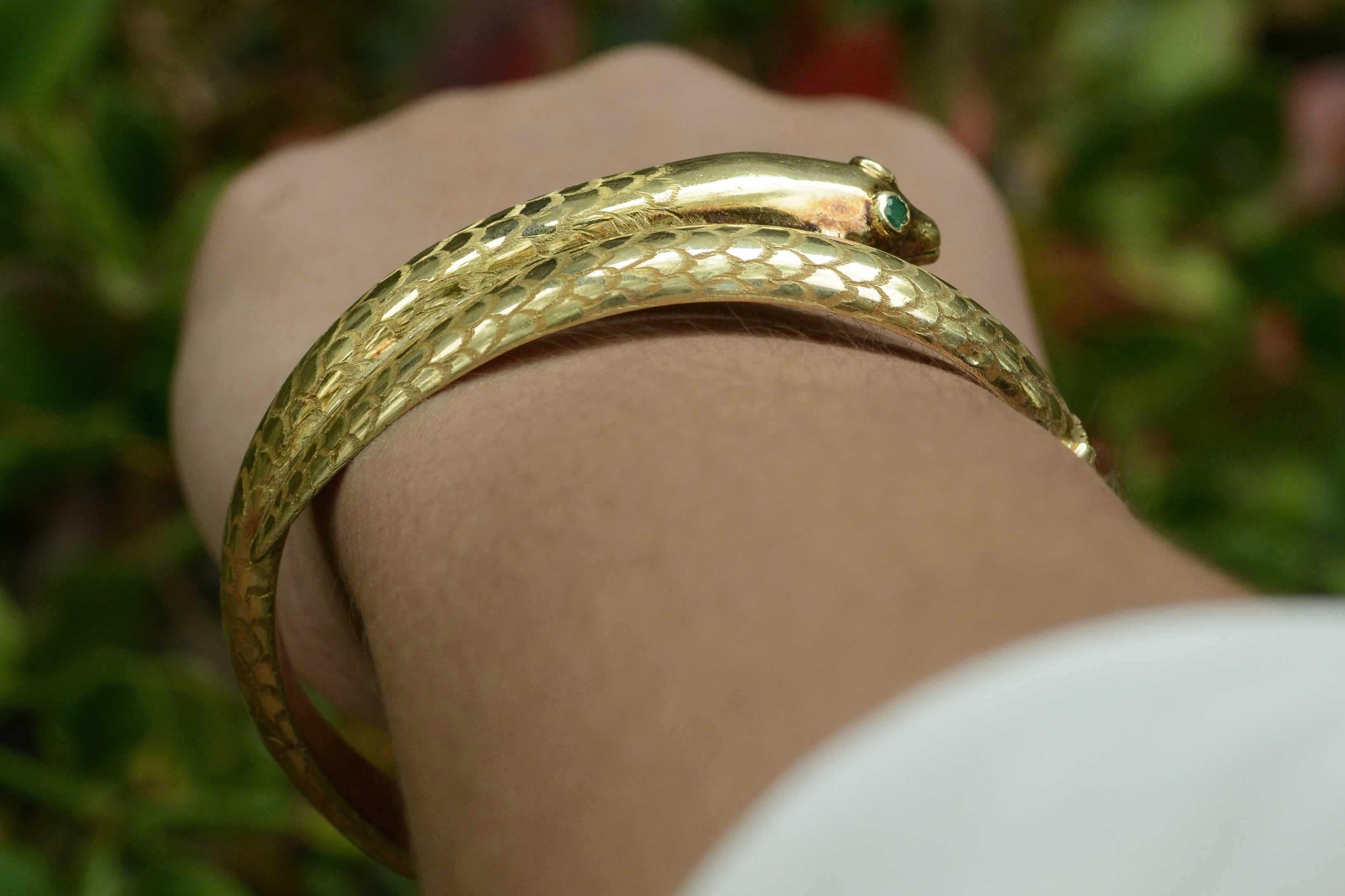 18k gold snake bracelet