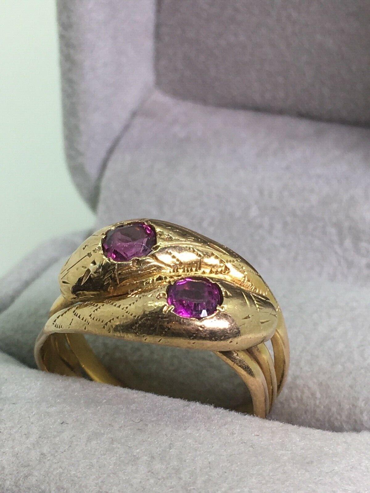 Antique (Victorian) Snake Shaped Spinel Ring in 9K Rose Gold. Chester, c1885. In Excellent Condition For Sale In MELBOURNE, AU