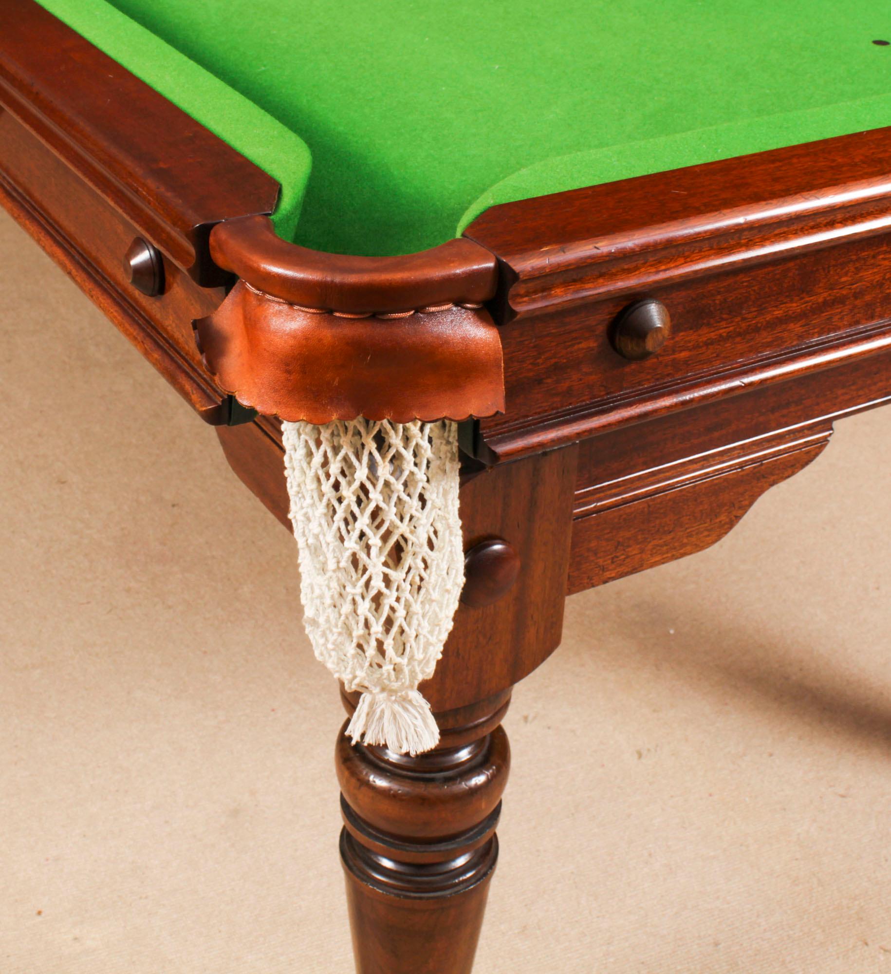Antigua Mesa Victoriana de Snooker / Comedor Totalmente Restaurada Circa 1900 en venta 8