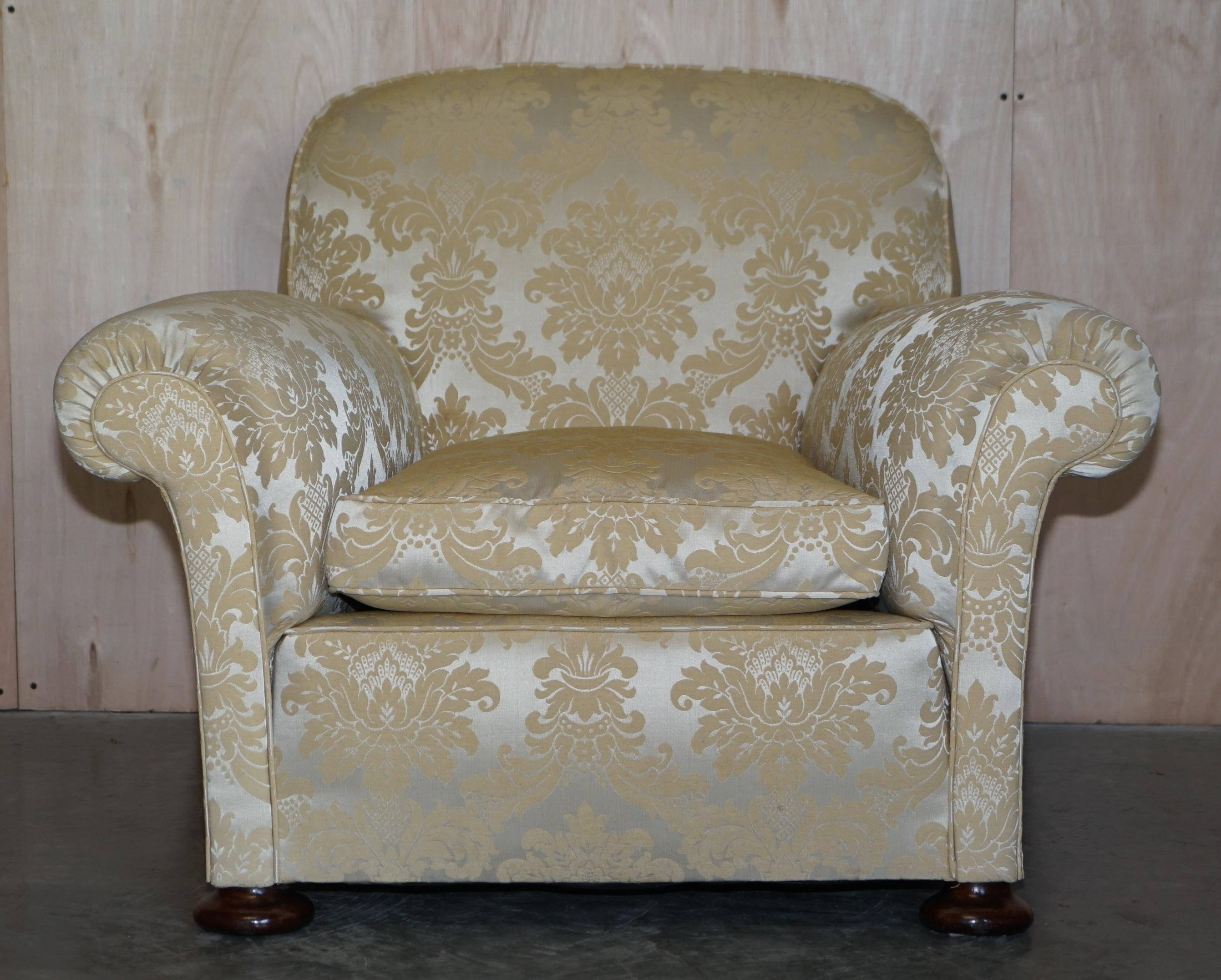 Antikes viktorianisches Sofa & Sessel Club Suite mit Damastpolsterung und gedrechselten Bügelfüßen (Englisch) im Angebot