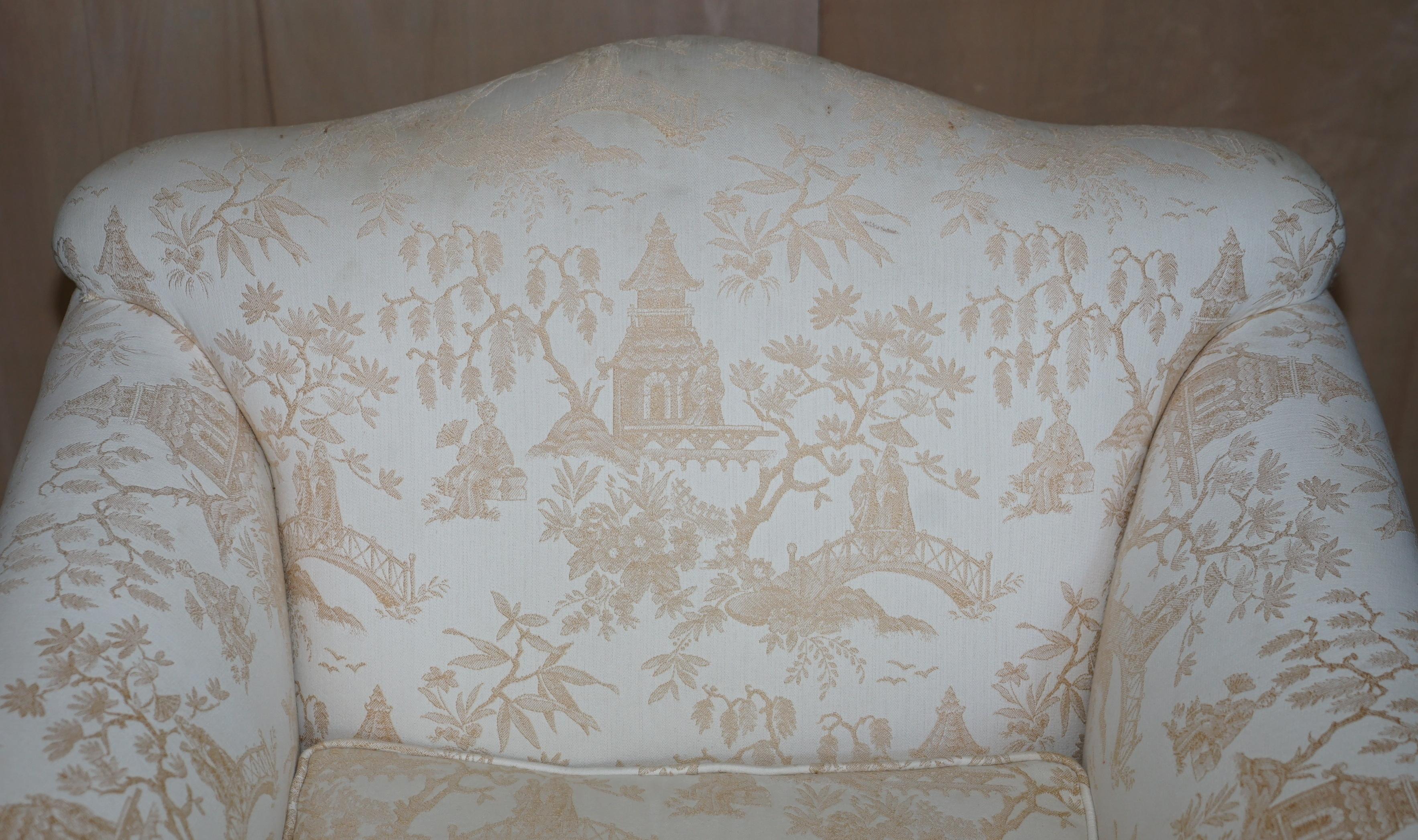Antique Victorian Sofa & Armchair Suite Chinoiserie Upholstery Claw & Ball Feet en vente 4