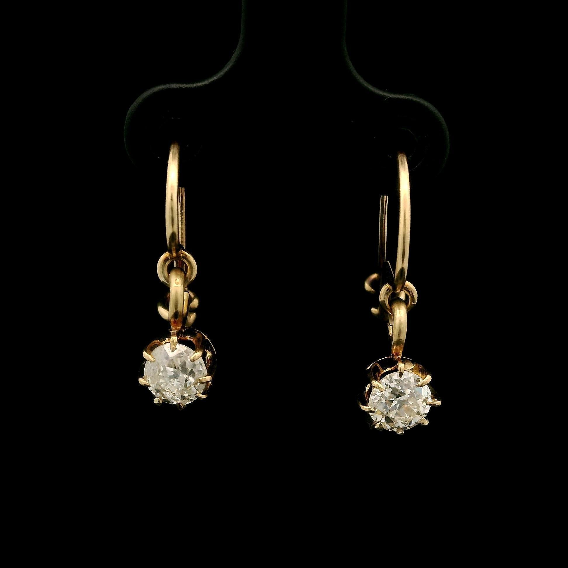 Orecchini a goccia in oro massiccio vittoriano Buttercup Old Mine Cut con diamanti in vendita 4