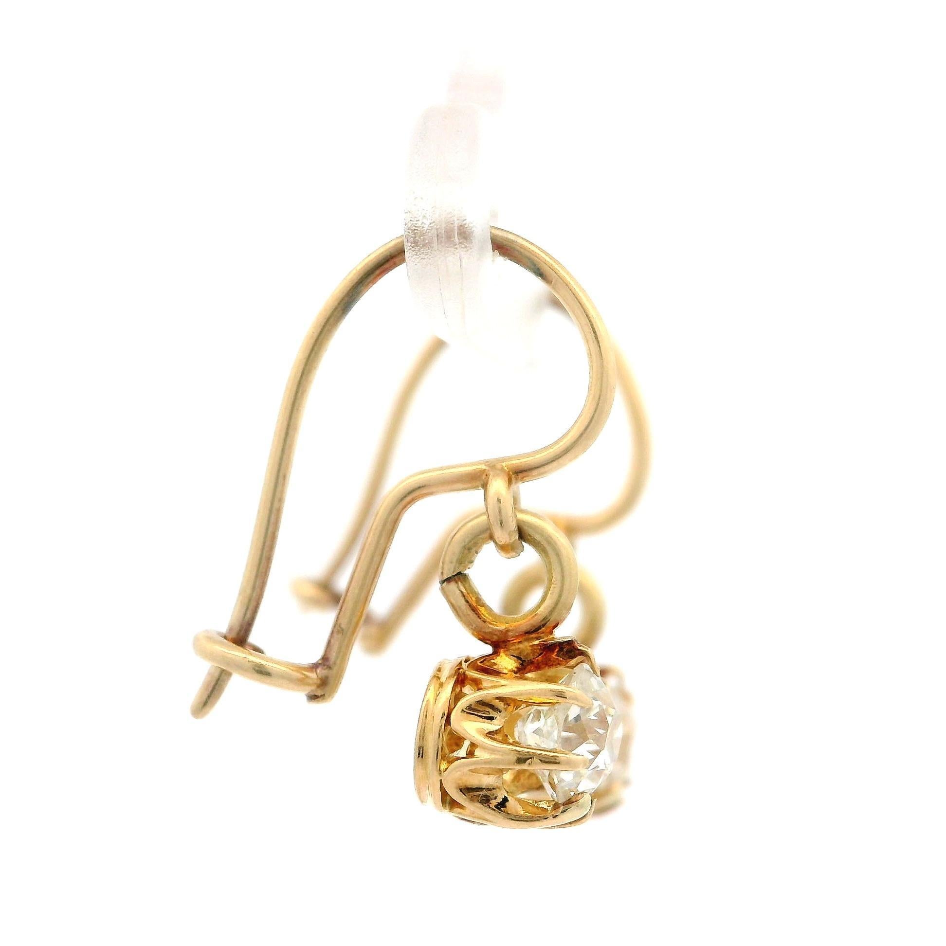 Orecchini a goccia in oro massiccio vittoriano Buttercup Old Mine Cut con diamanti in vendita 2