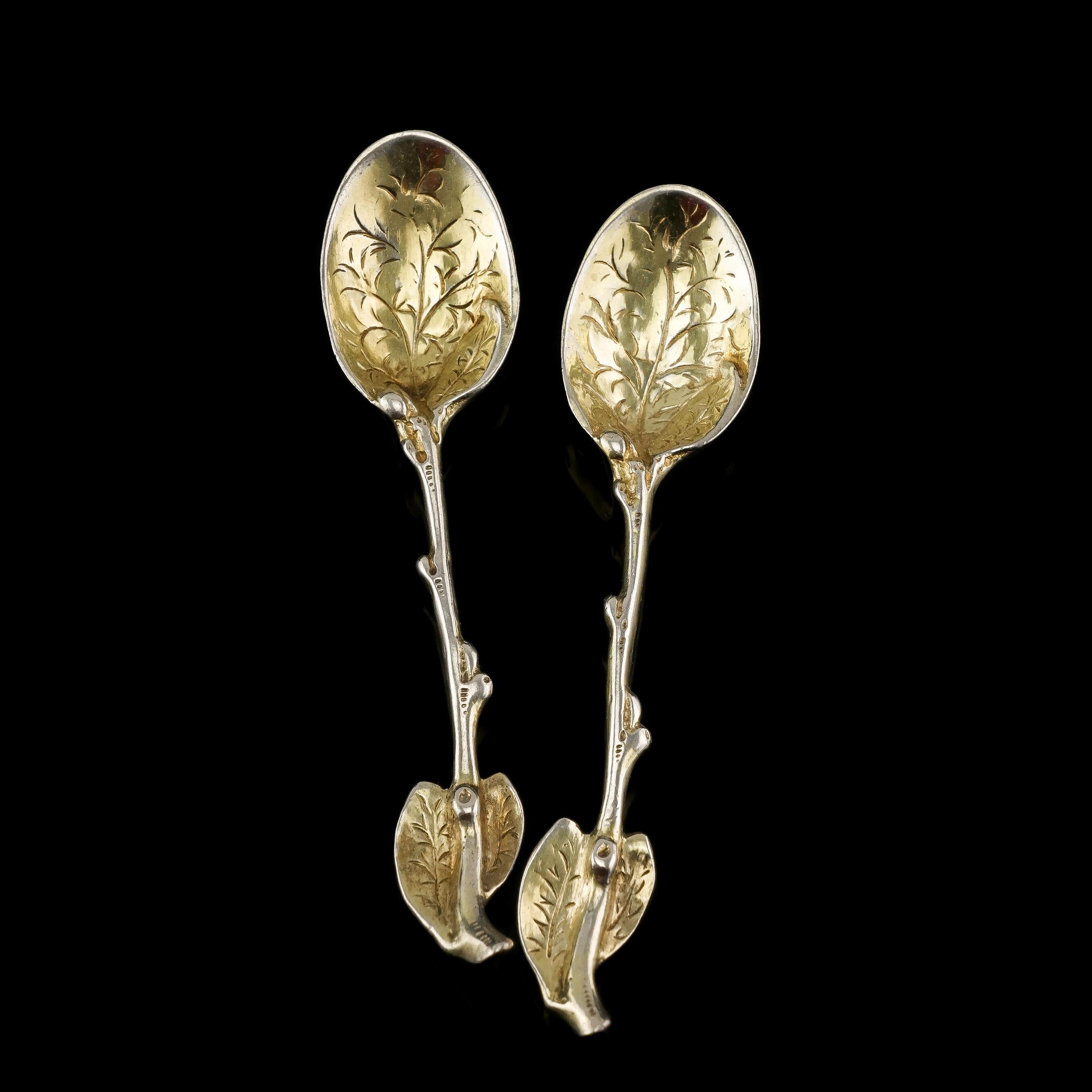 19th Century Antique Victorian Solid Silver Gilt Naturalistic Leaf Spoon Pair, 1842 For Sale