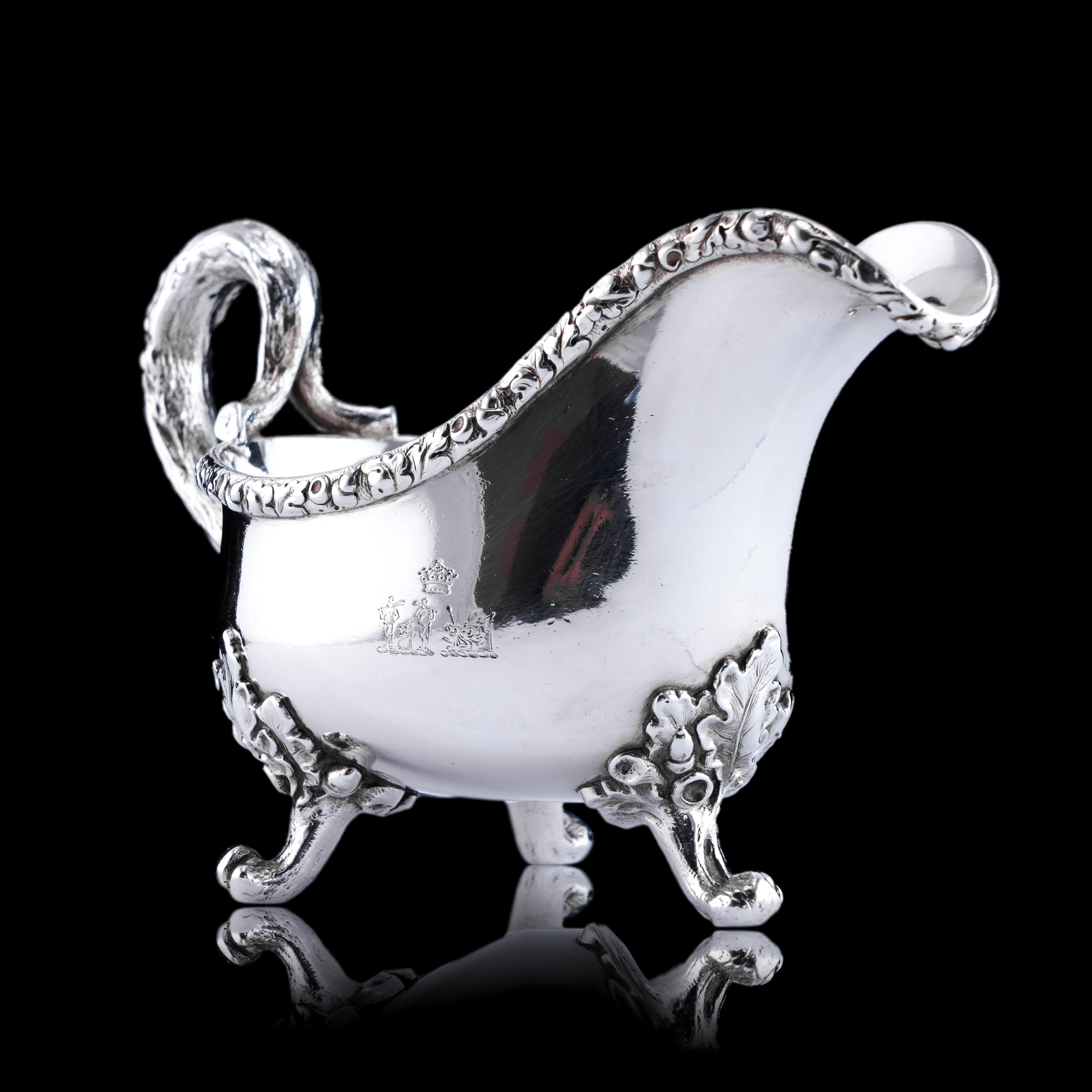 Antico Vittoriano in argento massiccio Naturalistico Sauce Boat Border Ghiandaia Londra 1881 in vendita 5