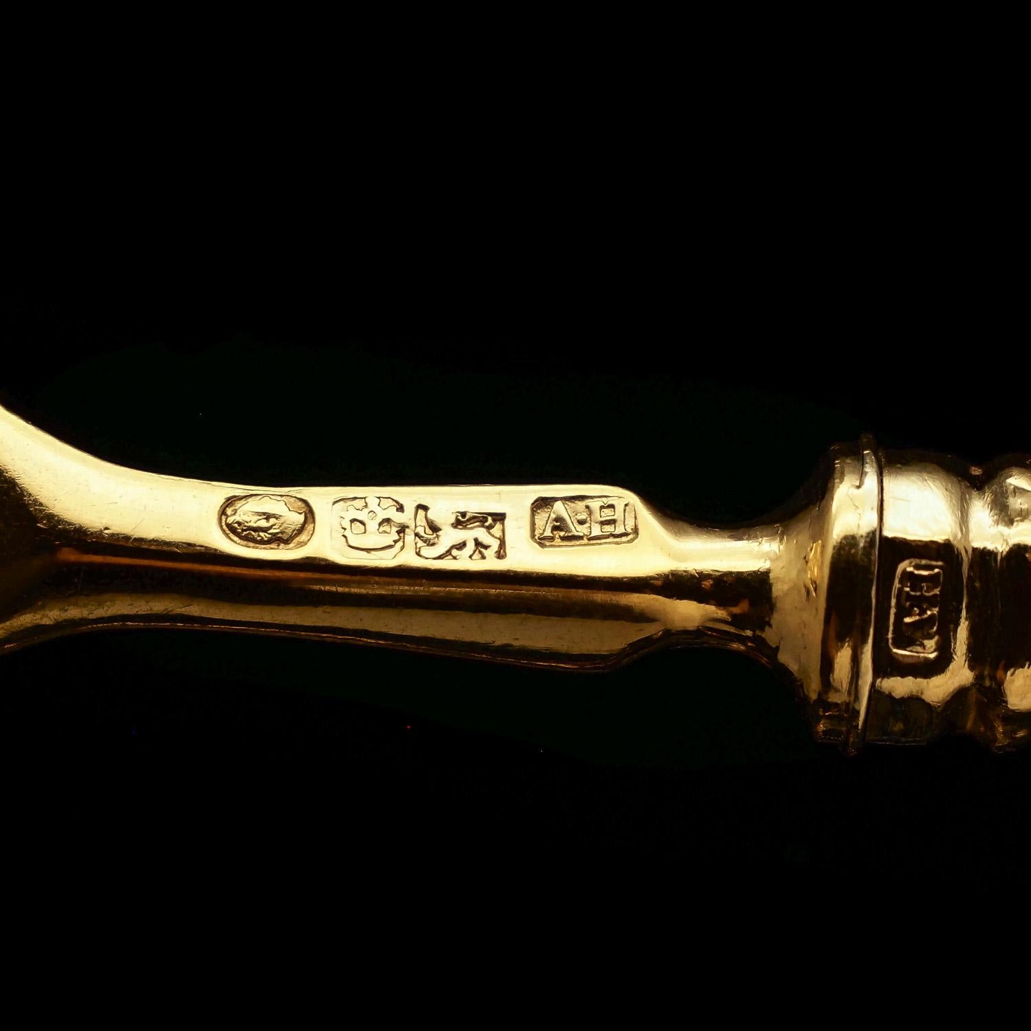 Antico set di 6 coltelli e forchette in argento massiccio vittoriano dorato - 1839 in vendita 4