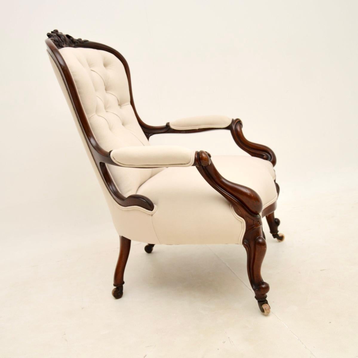 Late Victorian Antique Victorian Spoon Back Armchair For Sale