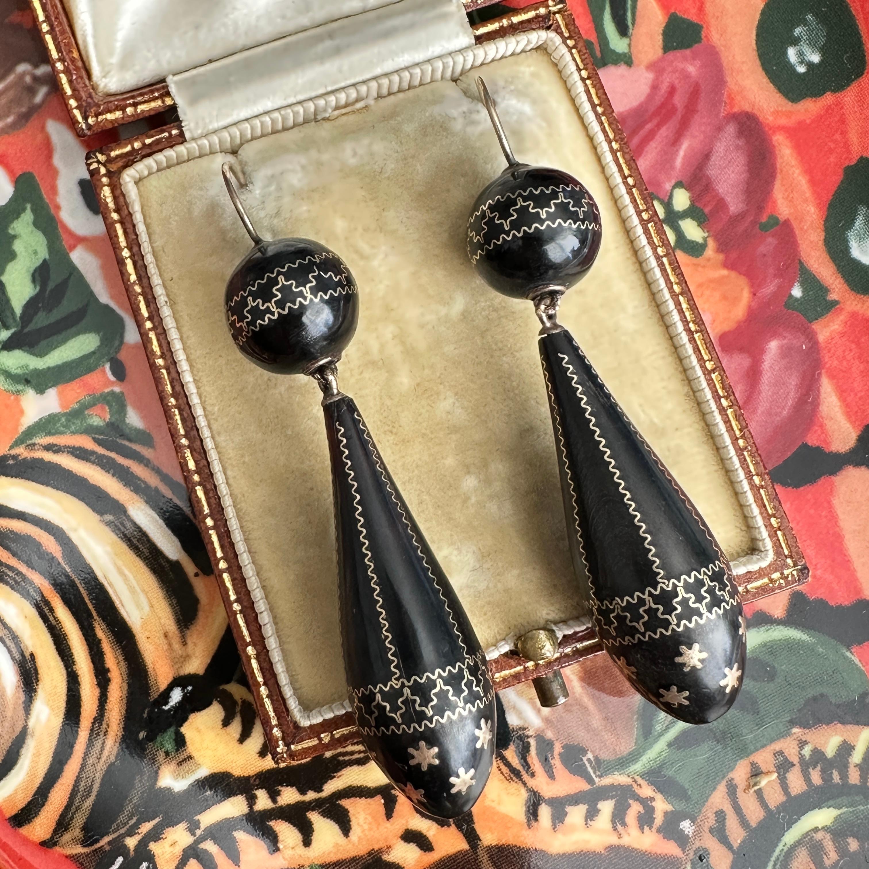 Women's Antique Victorian Star Pique Inlay 14K Gold Earrings Black For Sale