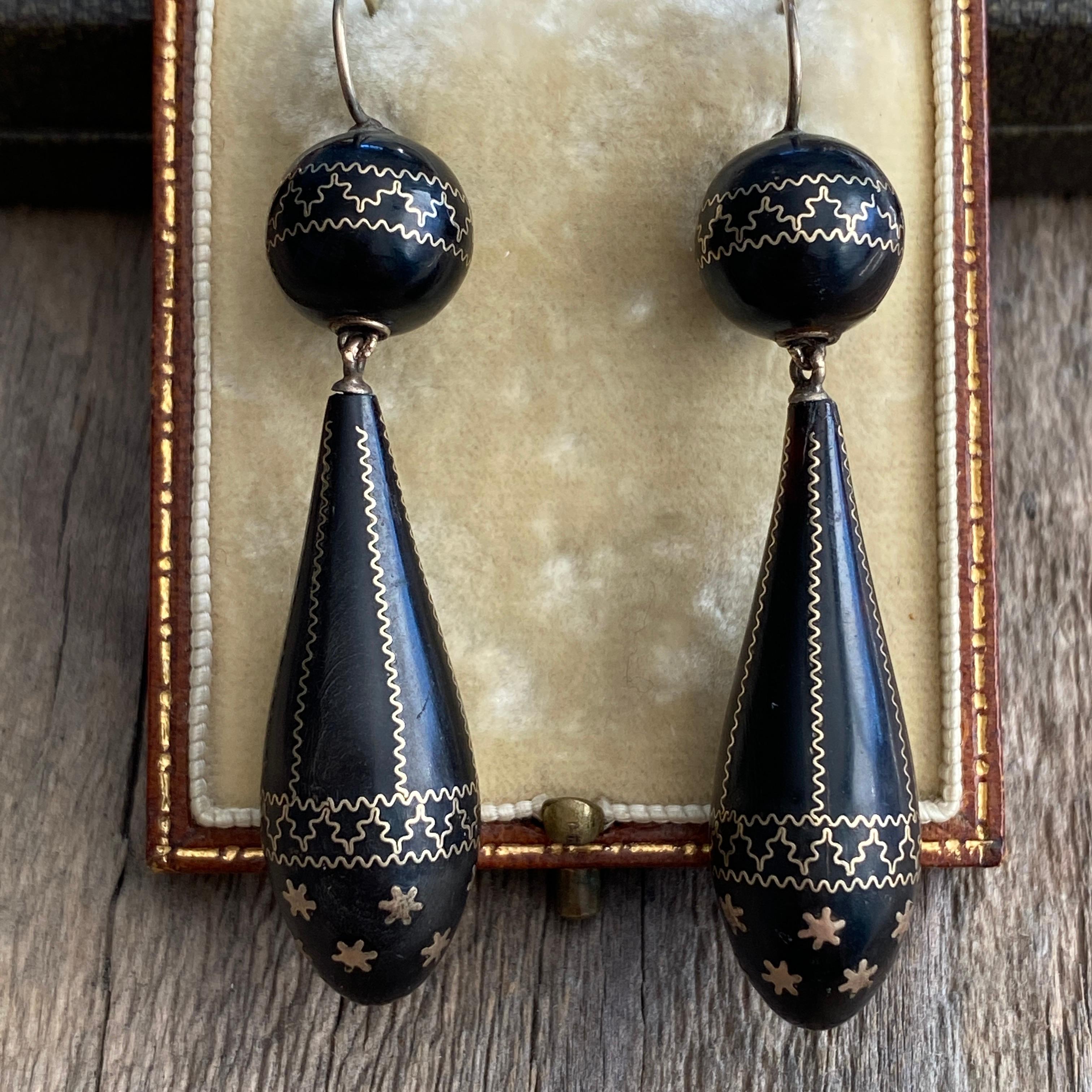 Antique Victorian Star Pique Inlay 14K Gold Earrings Black For Sale 3