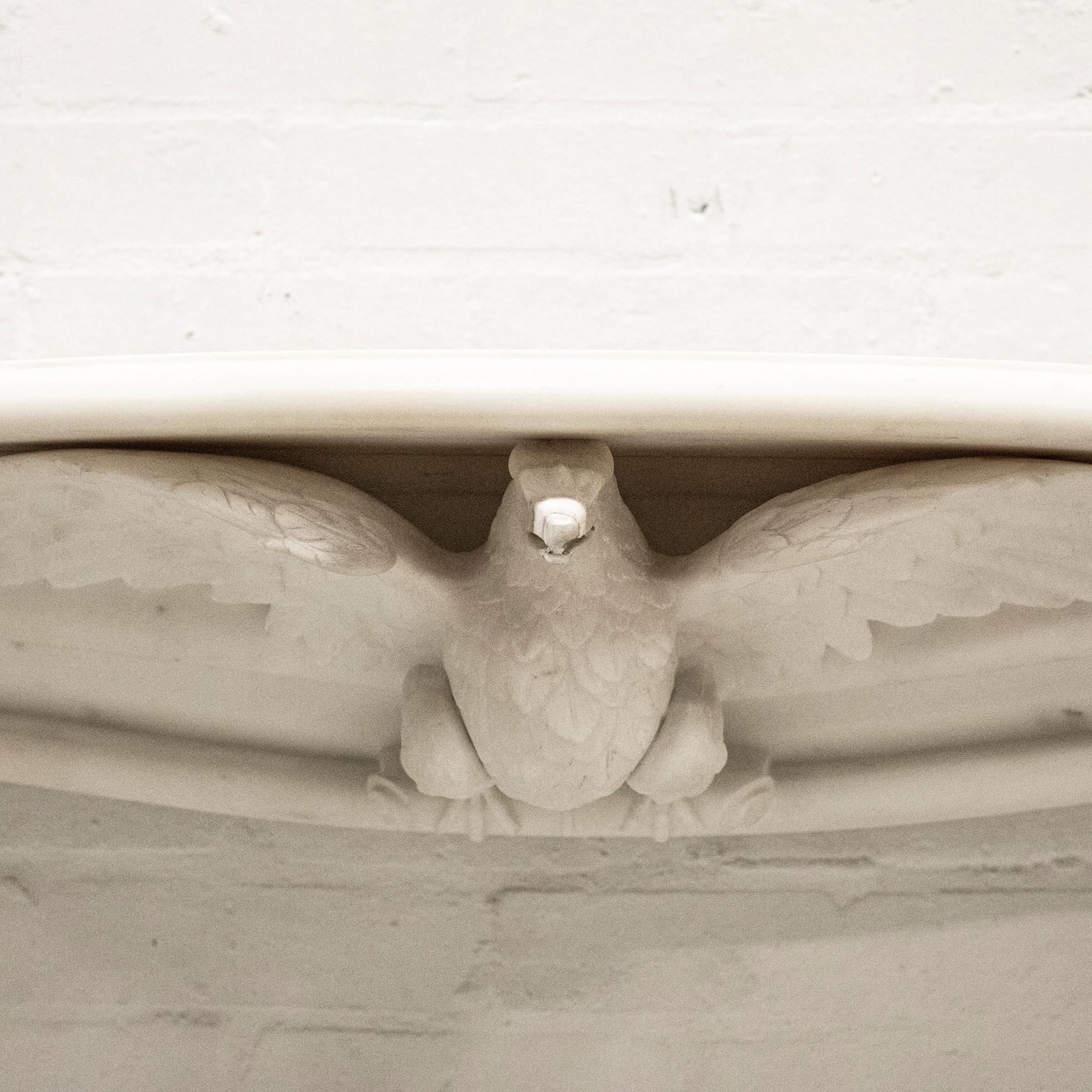 Antique Victorian Statuary Marble Surround with Carved Eagle For Sale 1