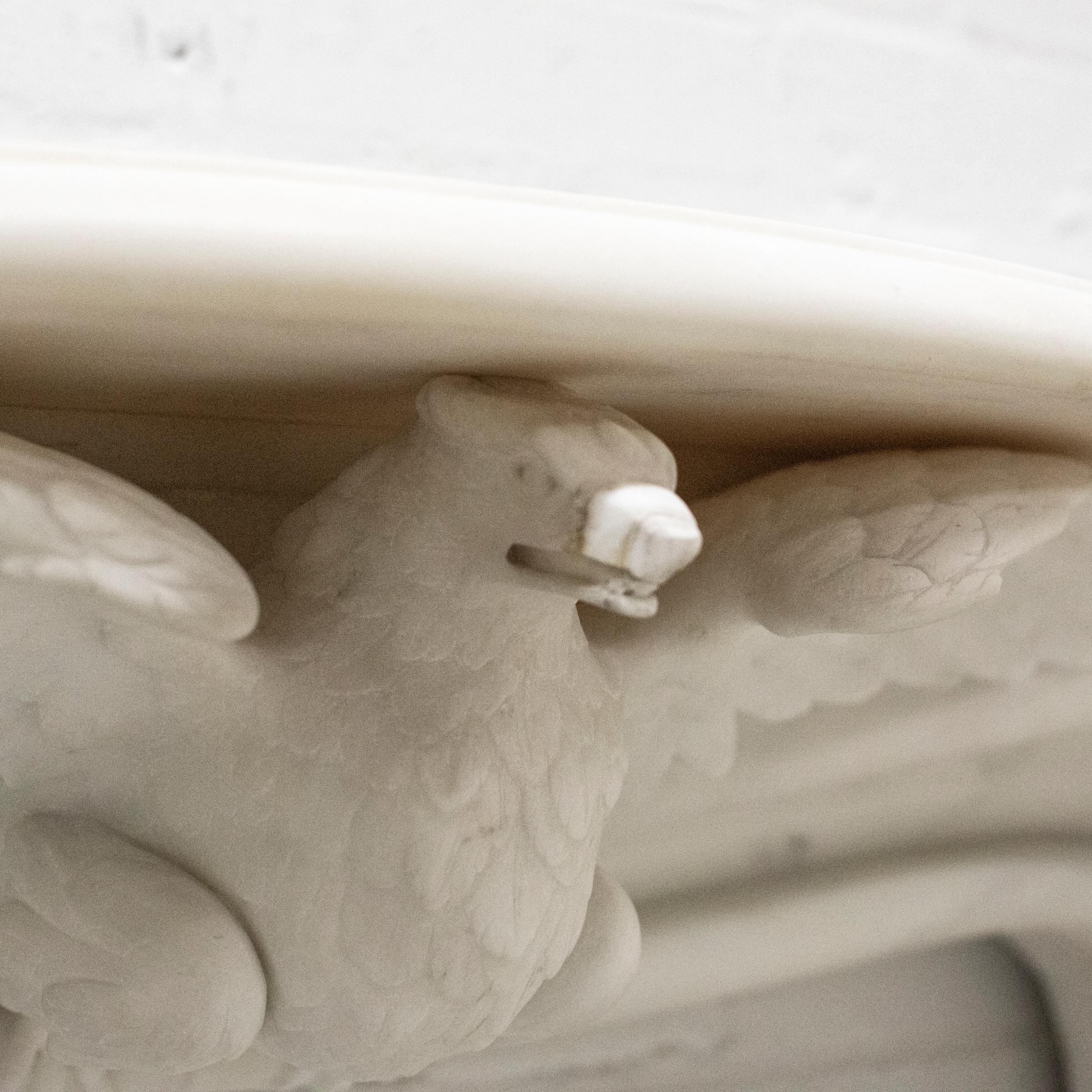 Antique Victorian Statuary Marble Surround with Carved Eagle For Sale 3