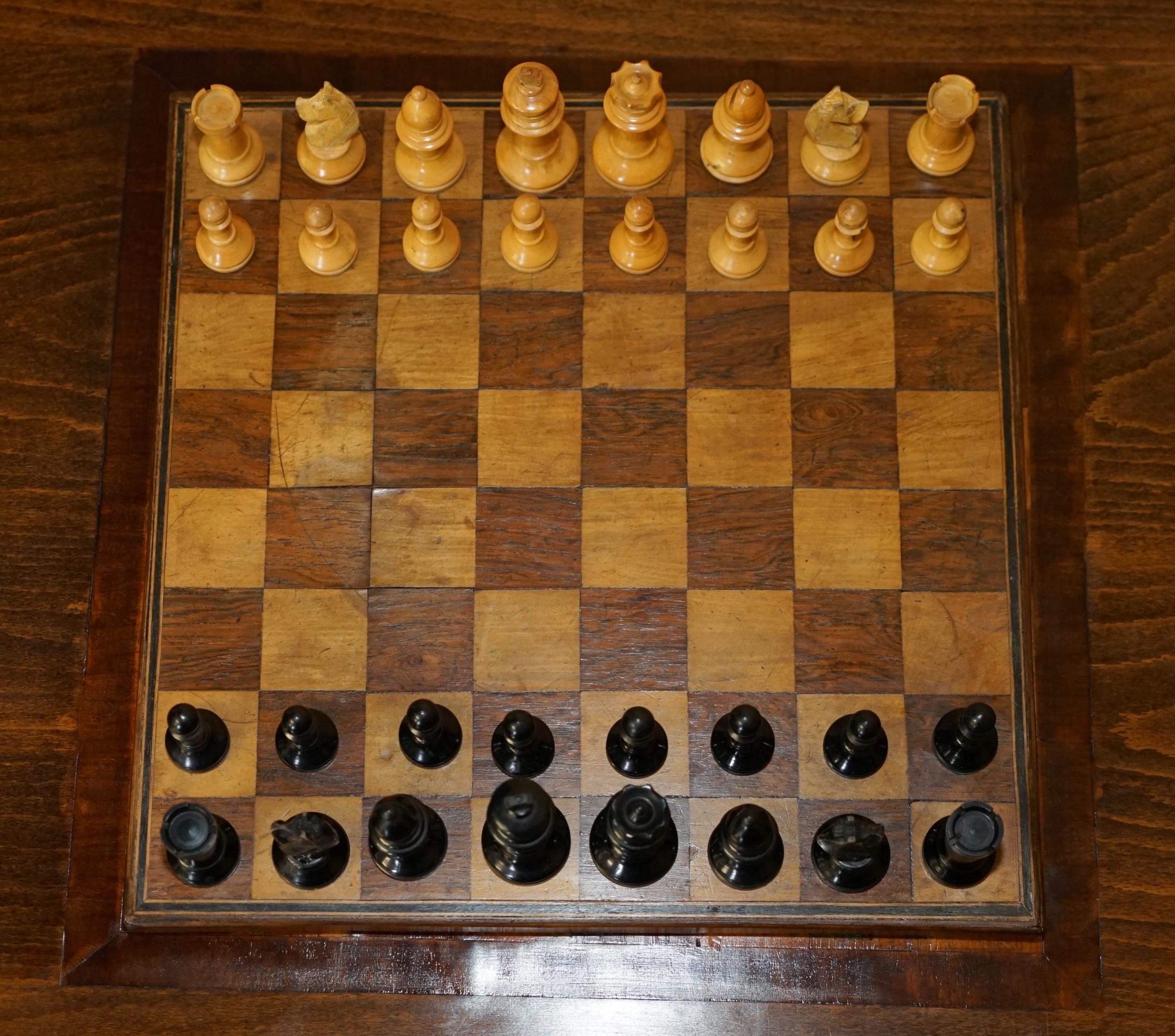 ANTIQUE ViCTORIAN STAUNTON CHESS SET IN HARDWOOD BOX WALNUT HARDWOOD CHESSBOARD For Sale 3