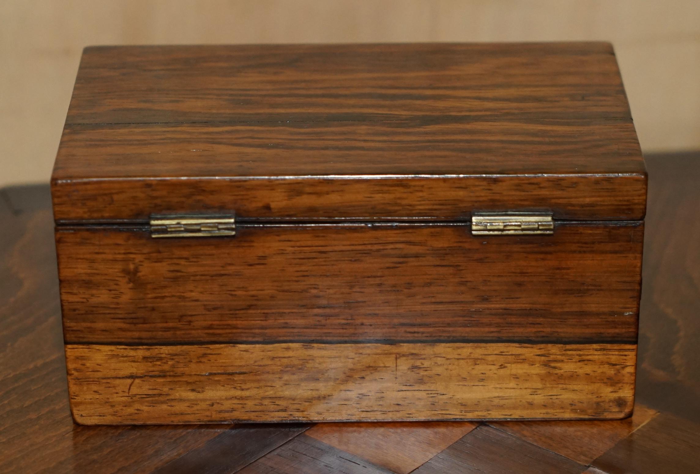 ANTIQUE ViCTORIAN STAUNTON CHESS SET IN HARDWOOD BOX WALNUT HARDWOOD CHESSBOARD For Sale 9