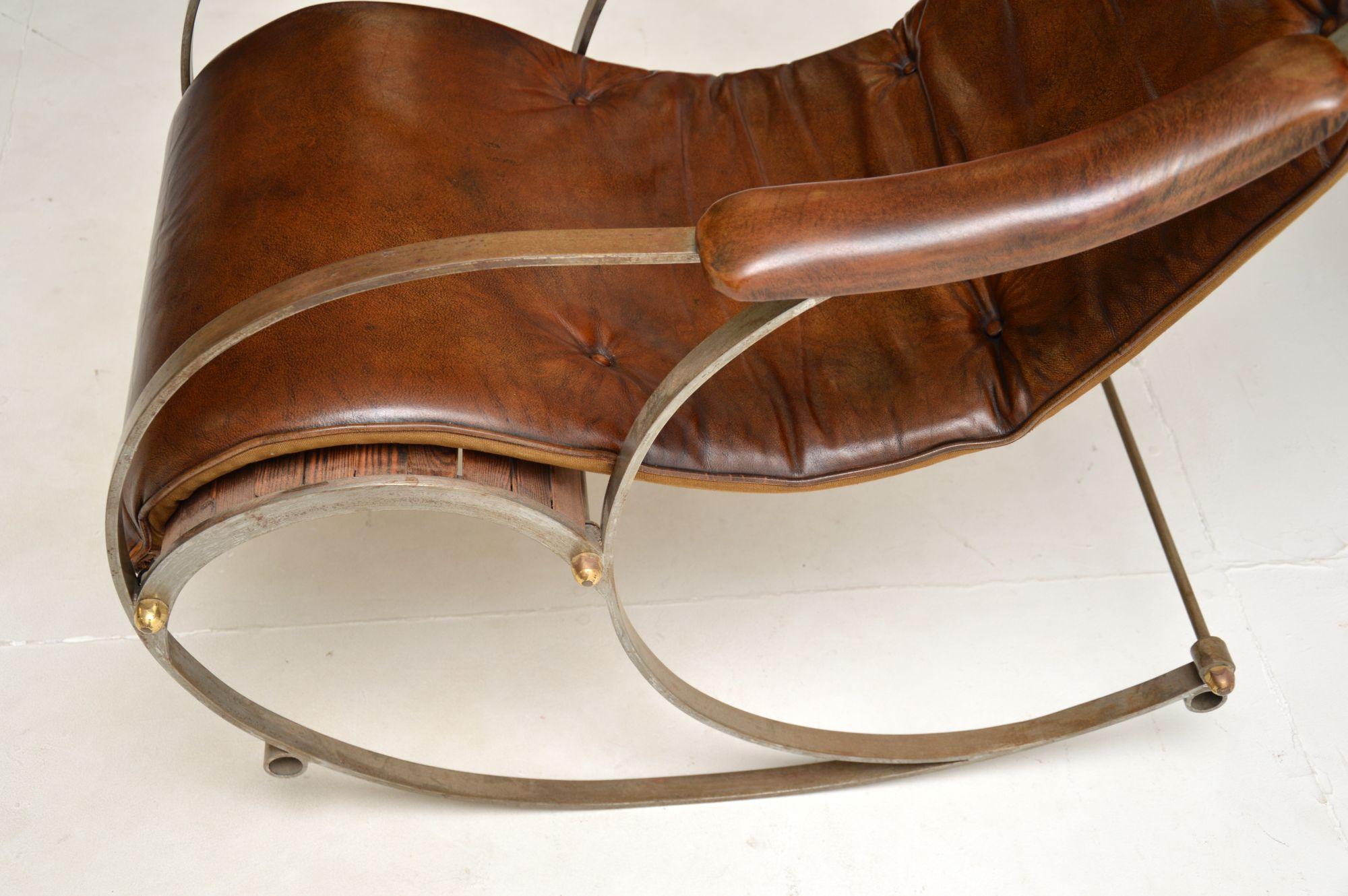 Antiker viktorianischer Schaukelstuhl aus Stahl und Leder von Peter Cooper für R.W Winfie im Angebot 5