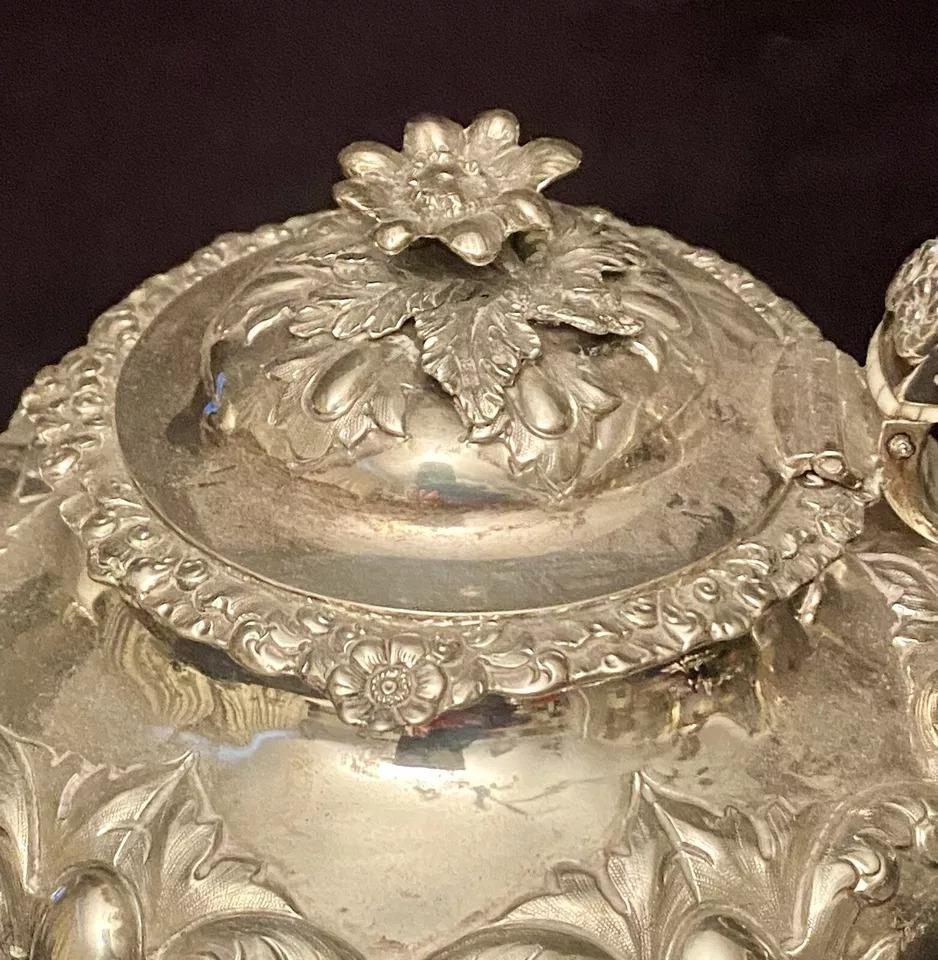 Argent Service à thé victorien ancien de 4 pièces en argent sterling Londres 1846 par William Hunter en vente
