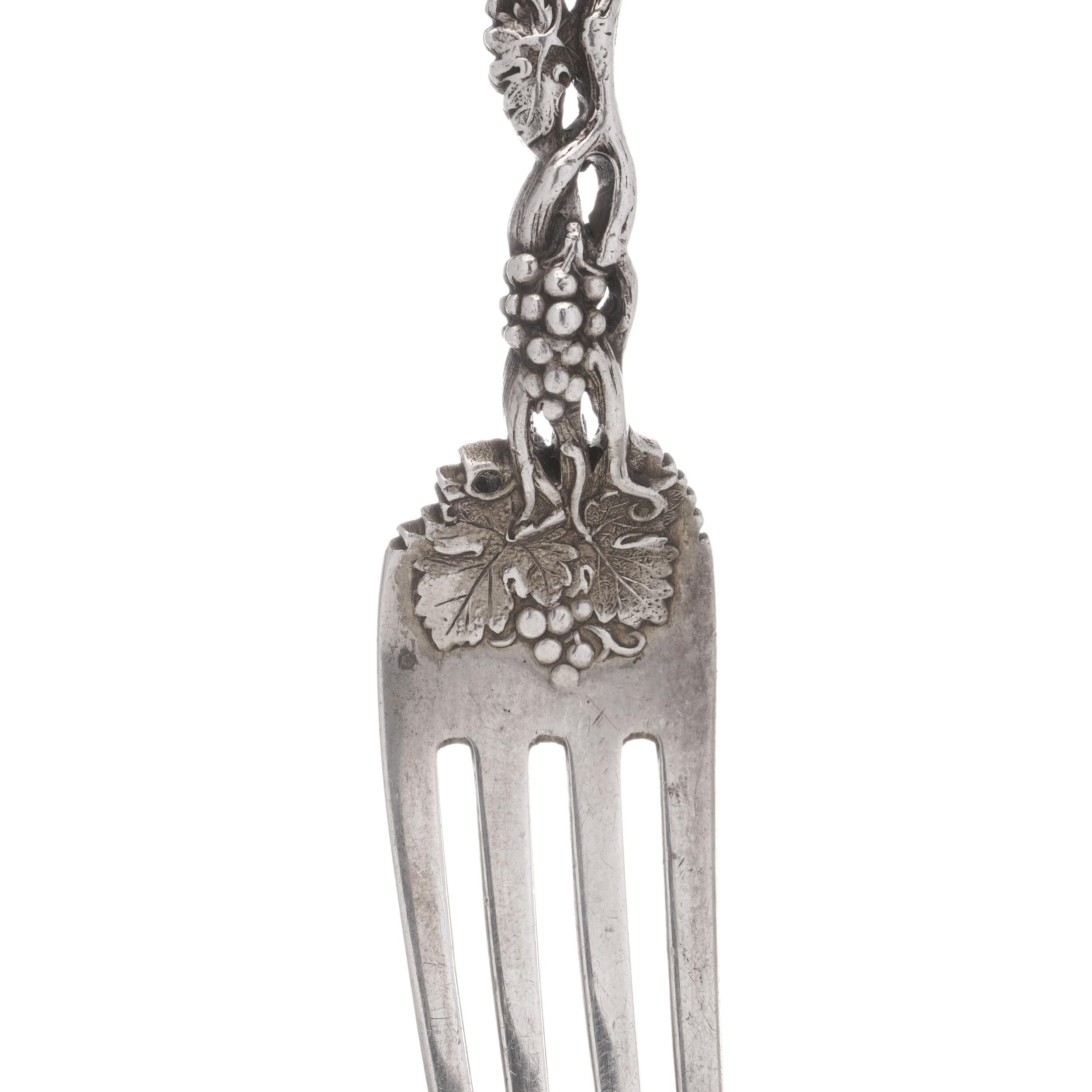 Silver Antique Victorian Sterling silver 925 fruit salad cutlery set of fork and spoon  For Sale