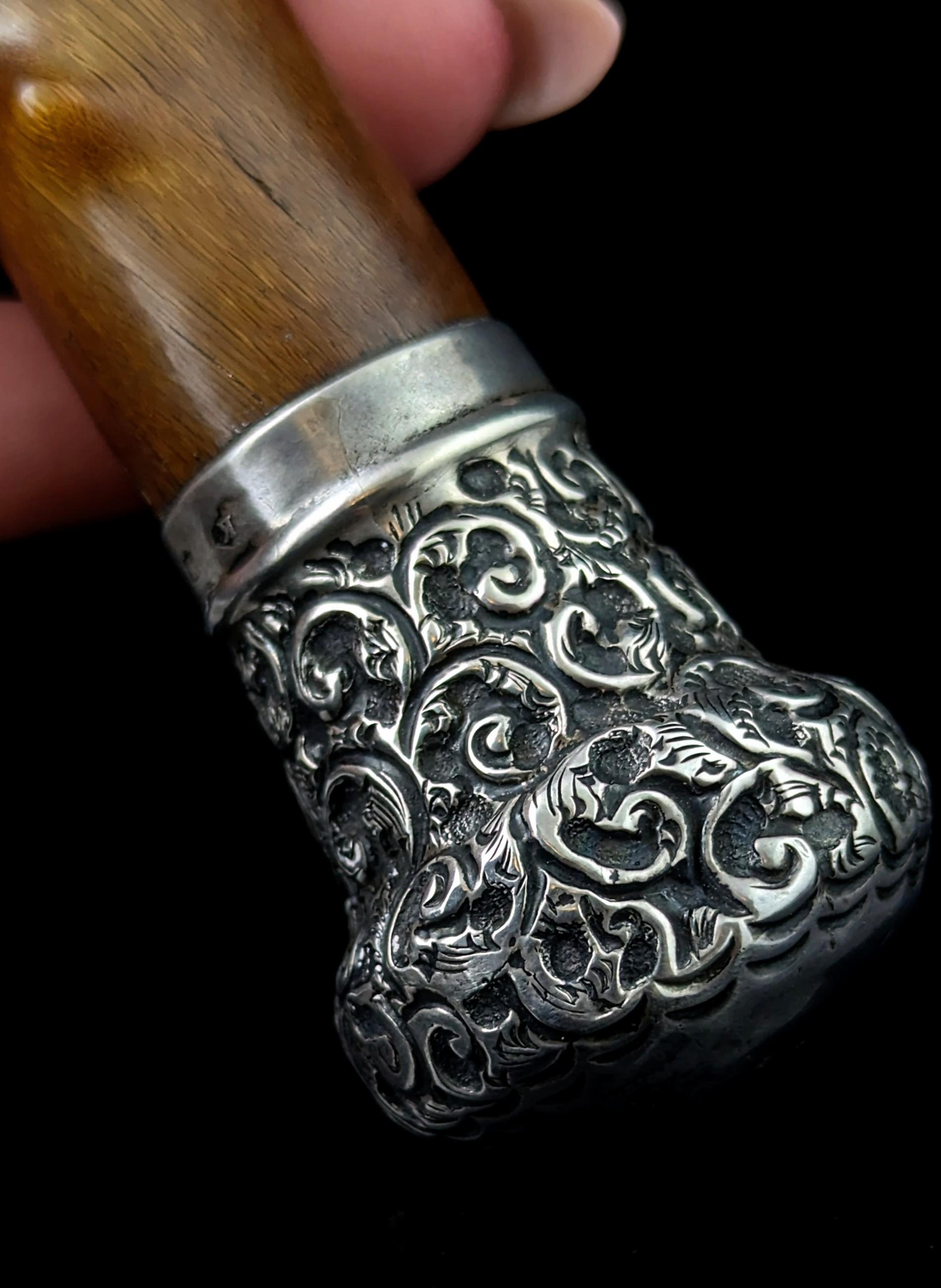 Antigua lupa victoriana de plata de ley y cuerno de buey en venta 6