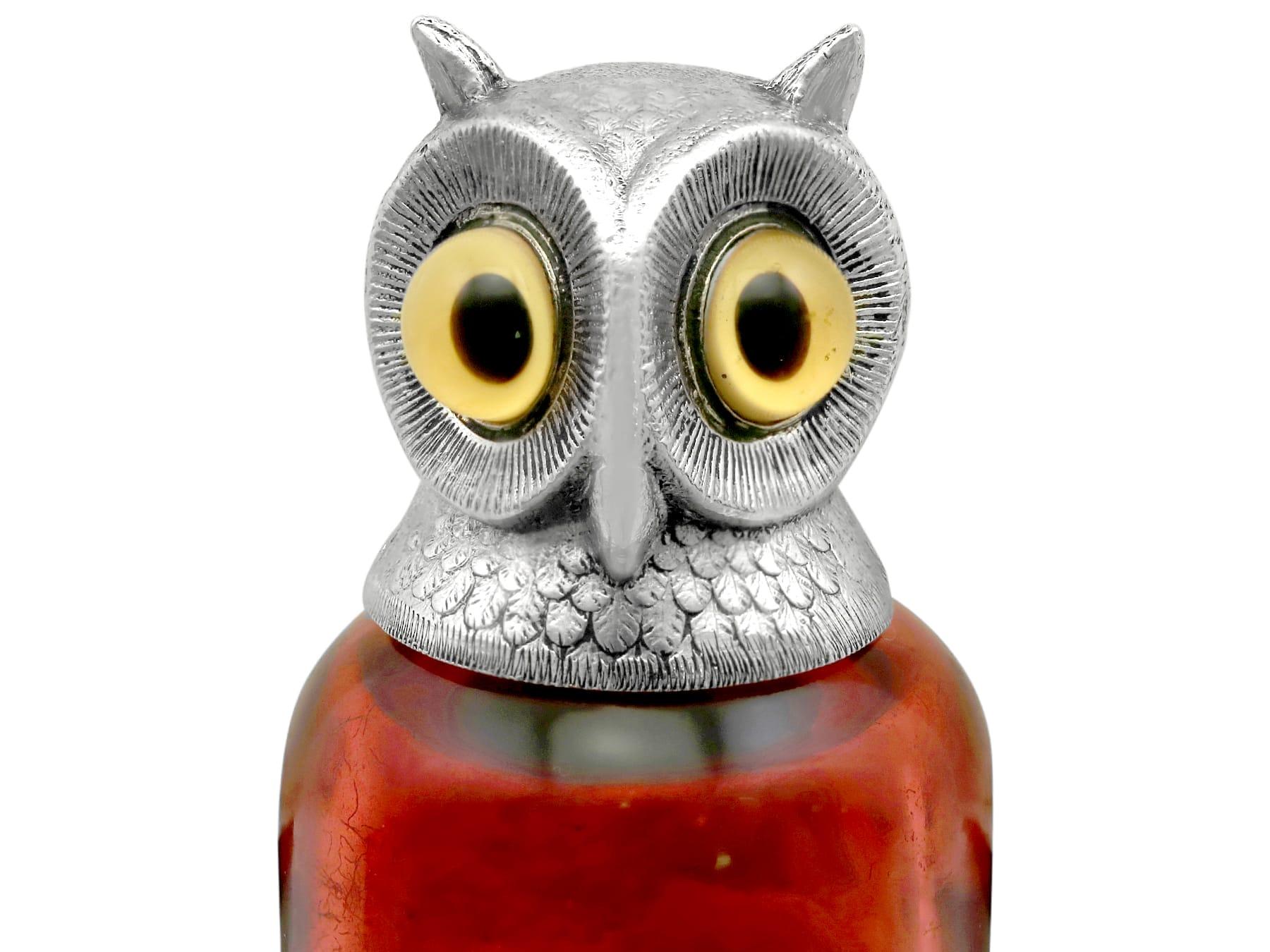 Antique Victorian Sterling Silver and Glass Owl Scent Bottle (1889) For Sale 8