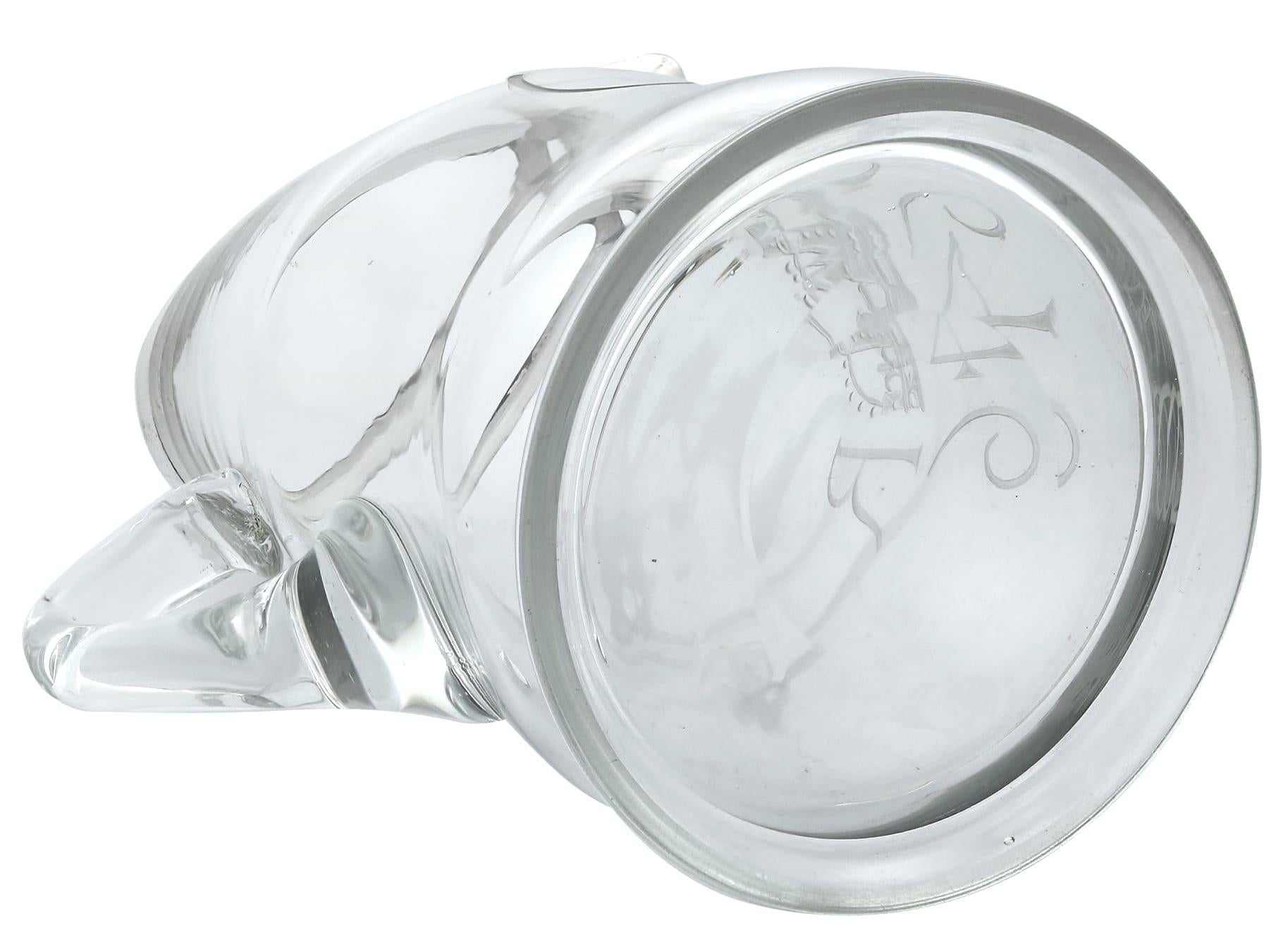 Jarra Victoriana de Plata de Ley y Vidrio para Agua con Vasos de Vidrio en venta 7