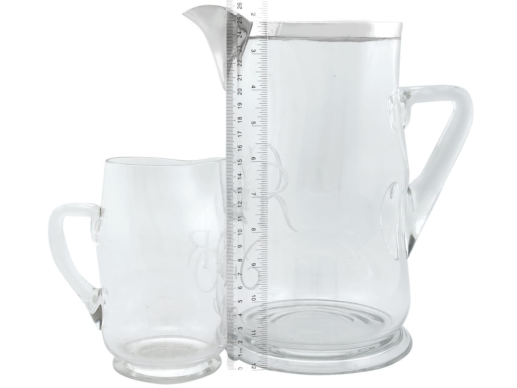 Jarra Victoriana de Plata de Ley y Vidrio para Agua con Vasos de Vidrio en venta 8