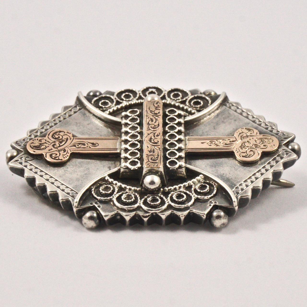 Women's or Men's Antique Victorian Sterling Silver and Rose Gold Ornate Engraved Brooch For Sale