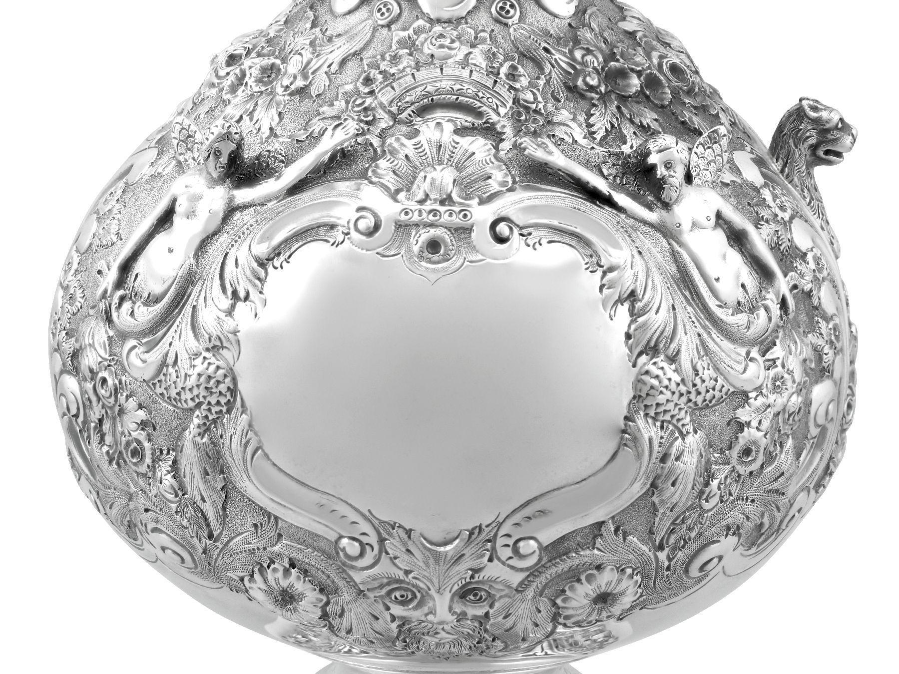 Ancienne cruche et support victorien Armada en argent sterling en vente 8